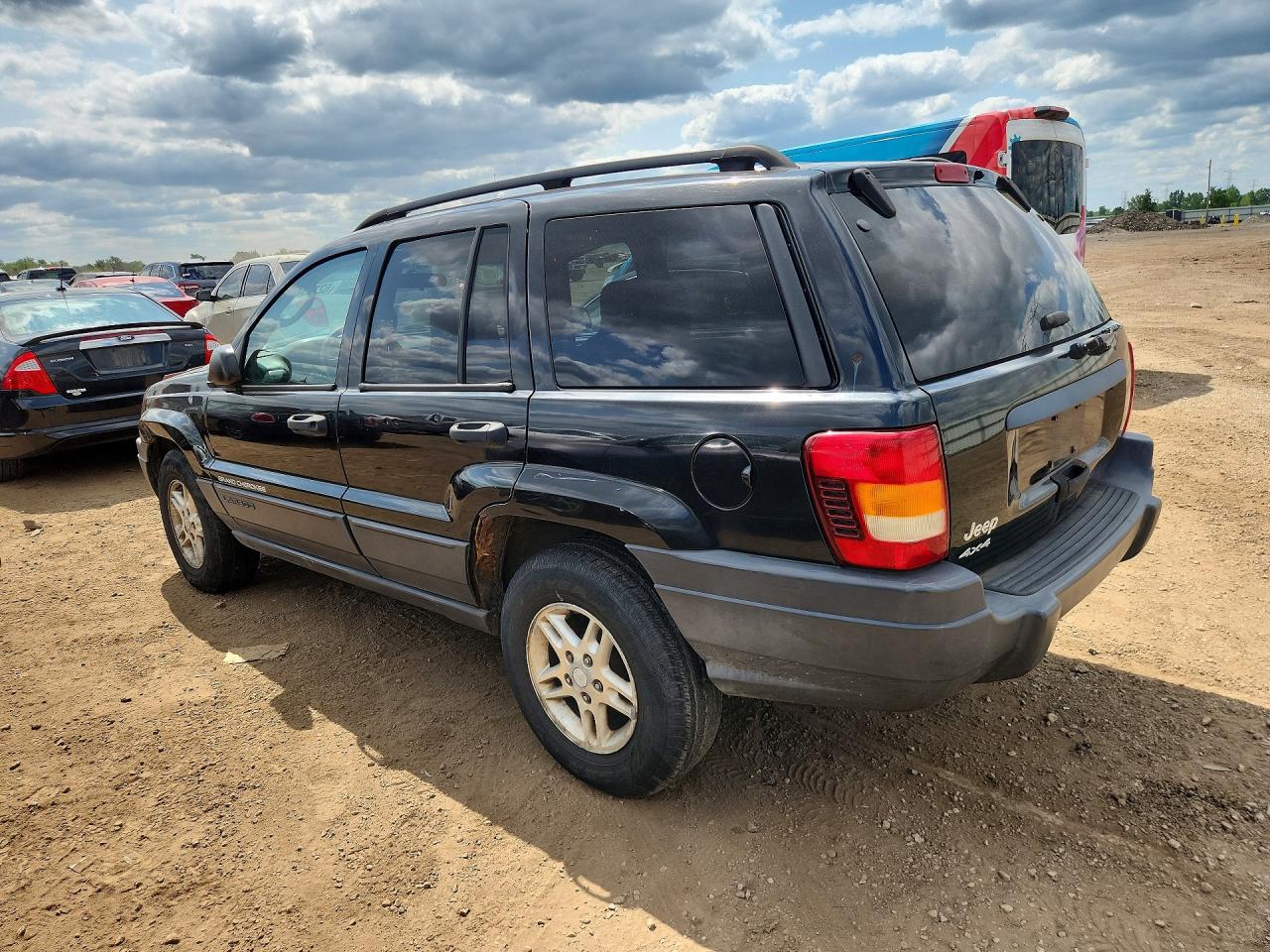 2004 Jeep Grand Cherokee Laredo Black vin: 1J4GW48SX4C401189