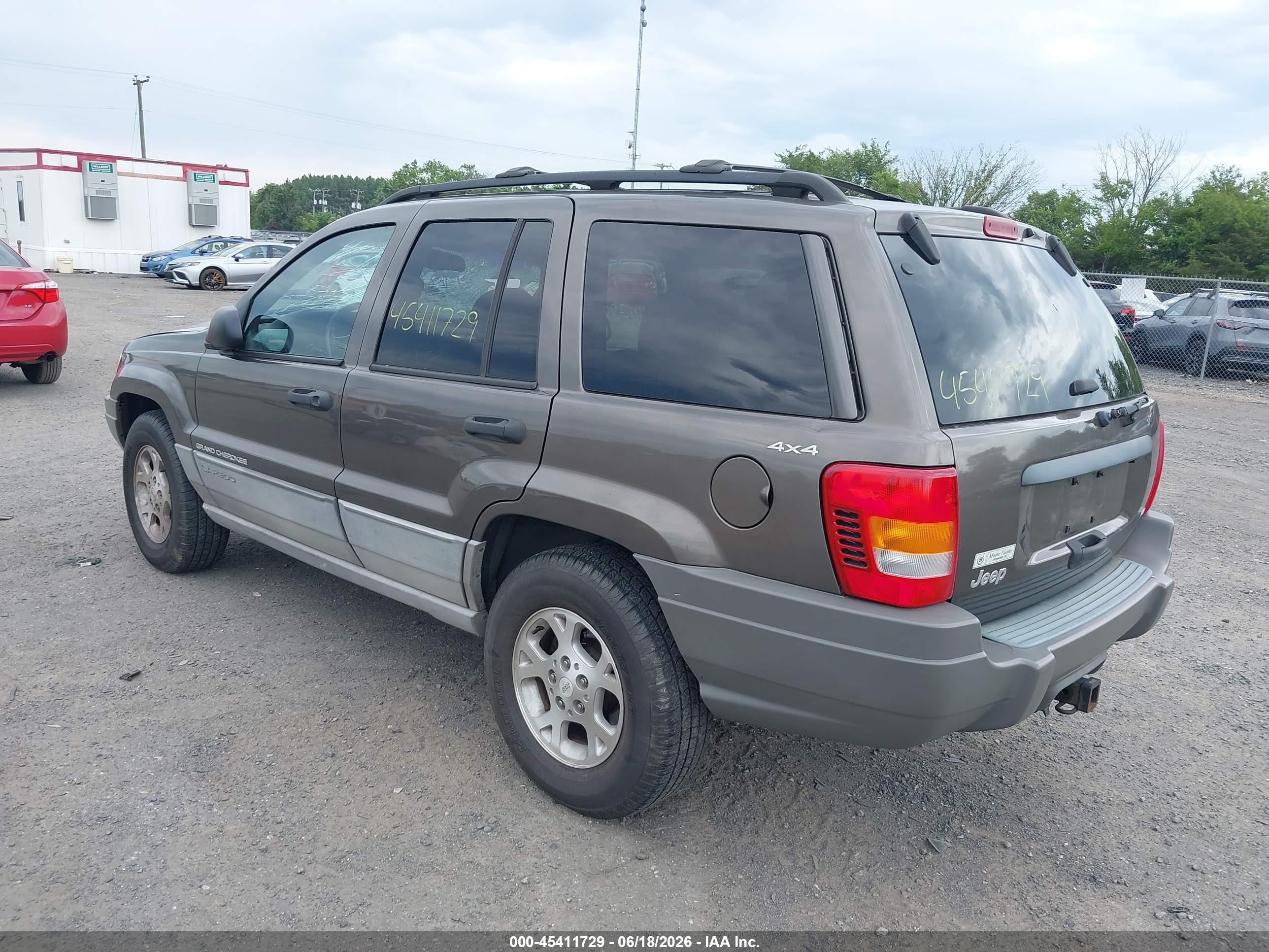 1999 Jeep Grand Cherokee Laredo Gray vin: 1J4GW58N2XC730375