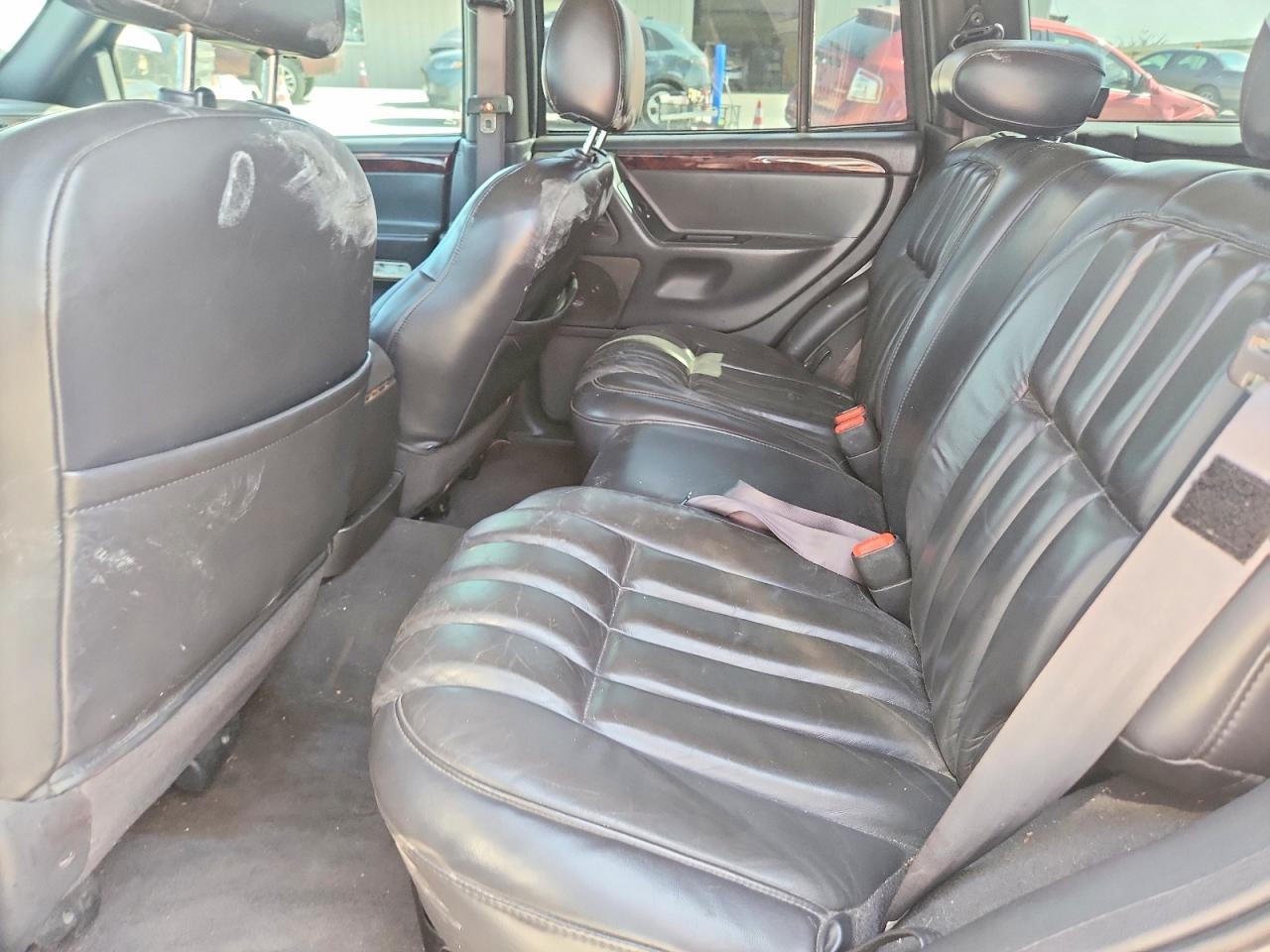 2000 Jeep Grandrokee Серый vin: 1J4GW58N2YC142526