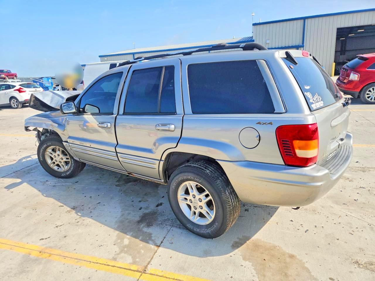 2000 Jeep Grandrokee Серый vin: 1J4GW58N2YC142526