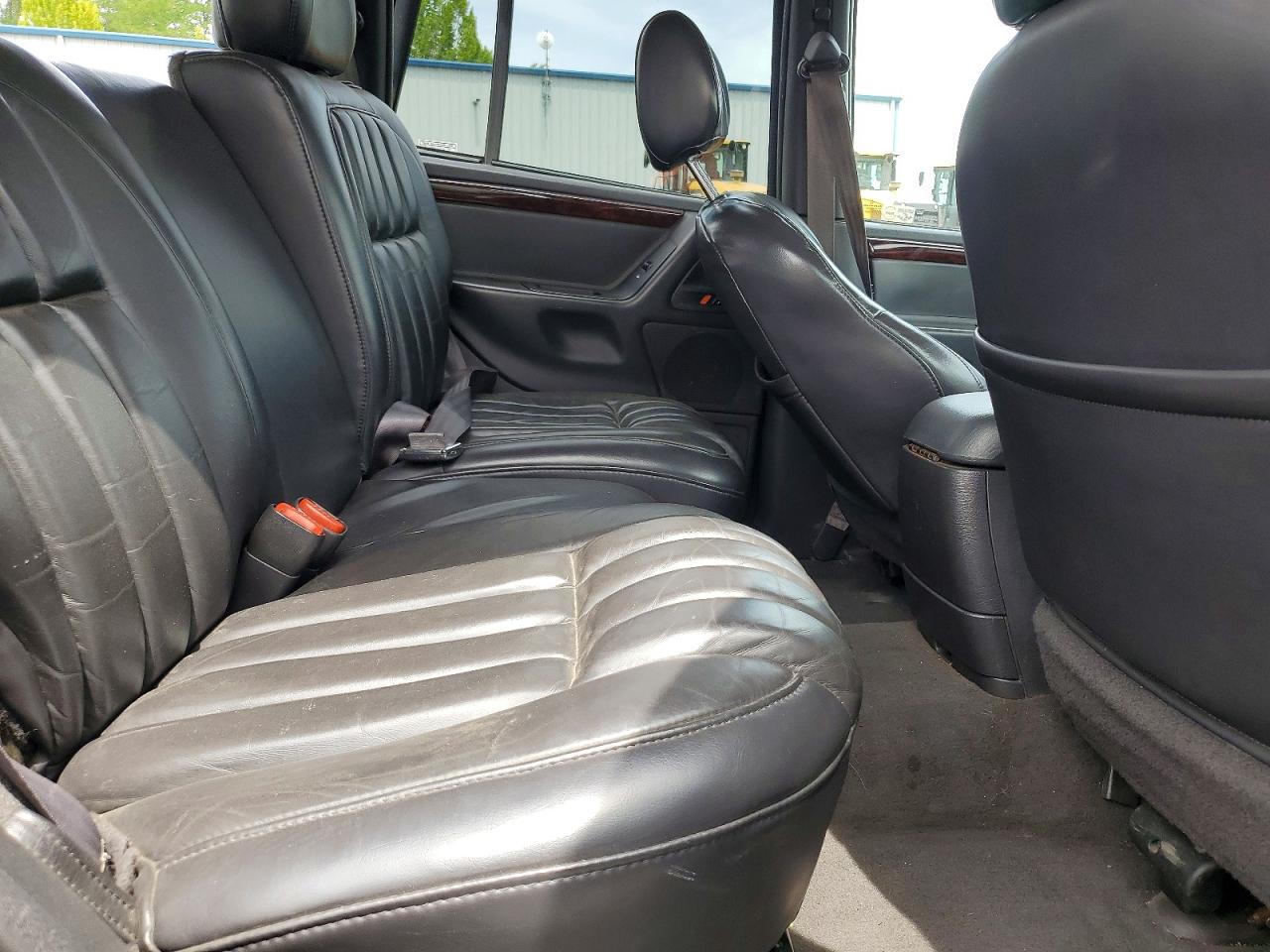 2000 Jeep Grand Cherokee Limited Black vin: 1J4GW58N3YC286411