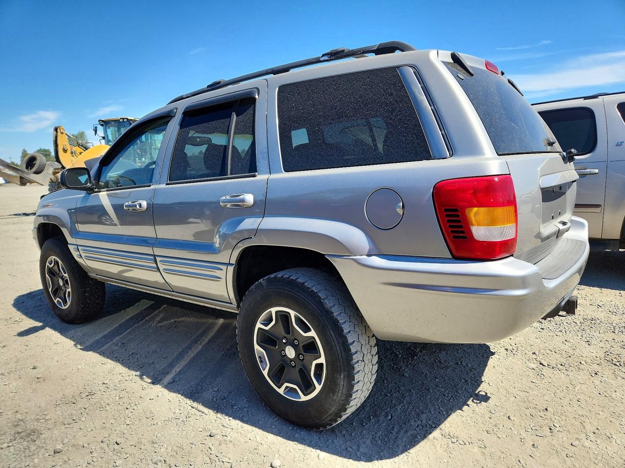 2001 Jeep Grand Cherokee Limited Silver vin: 1J4GW58N71C551711