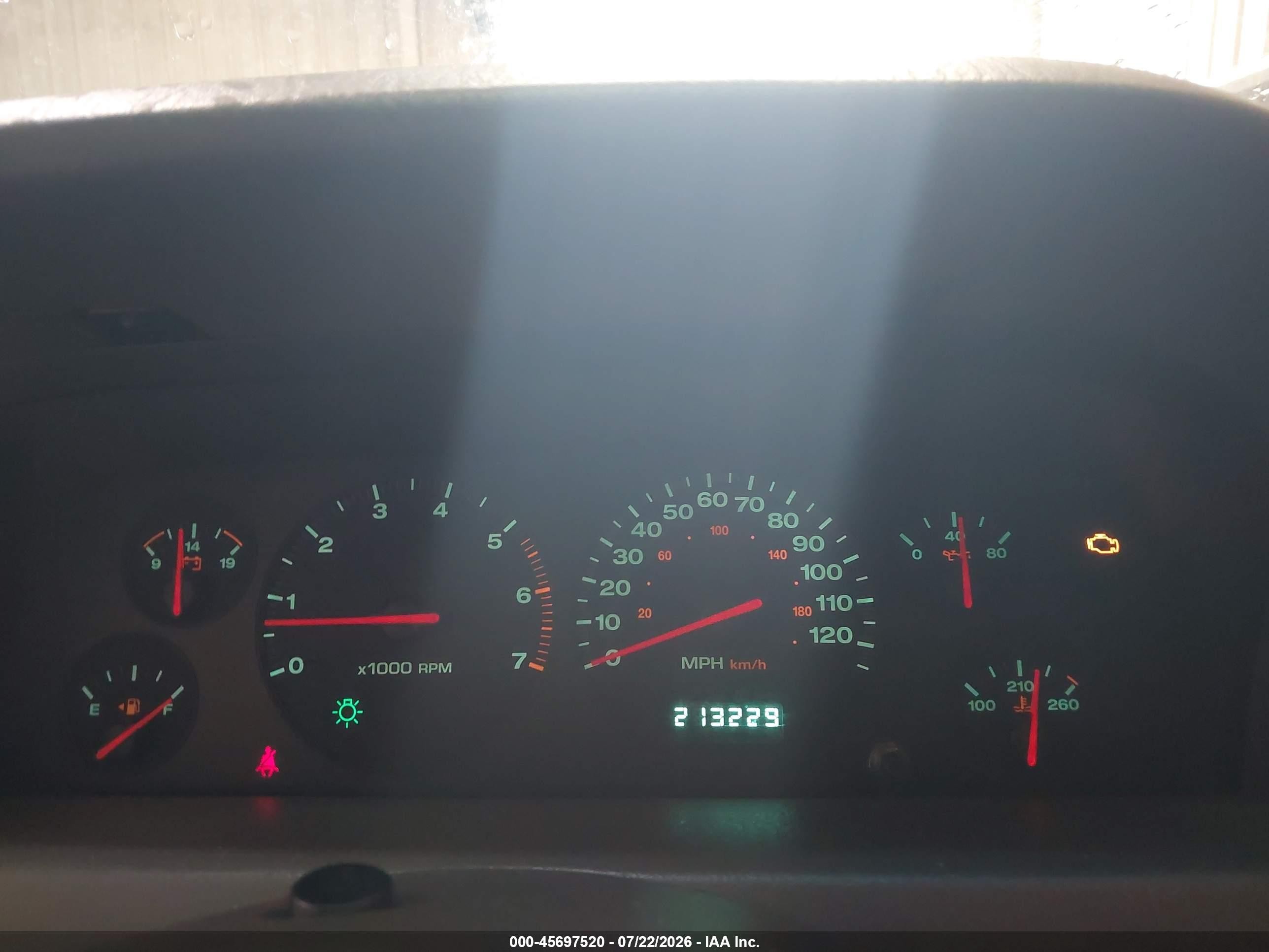 2000 Jeep Grand Cherokee Limited Бежевый vin: 1J4GW58N7YC243643