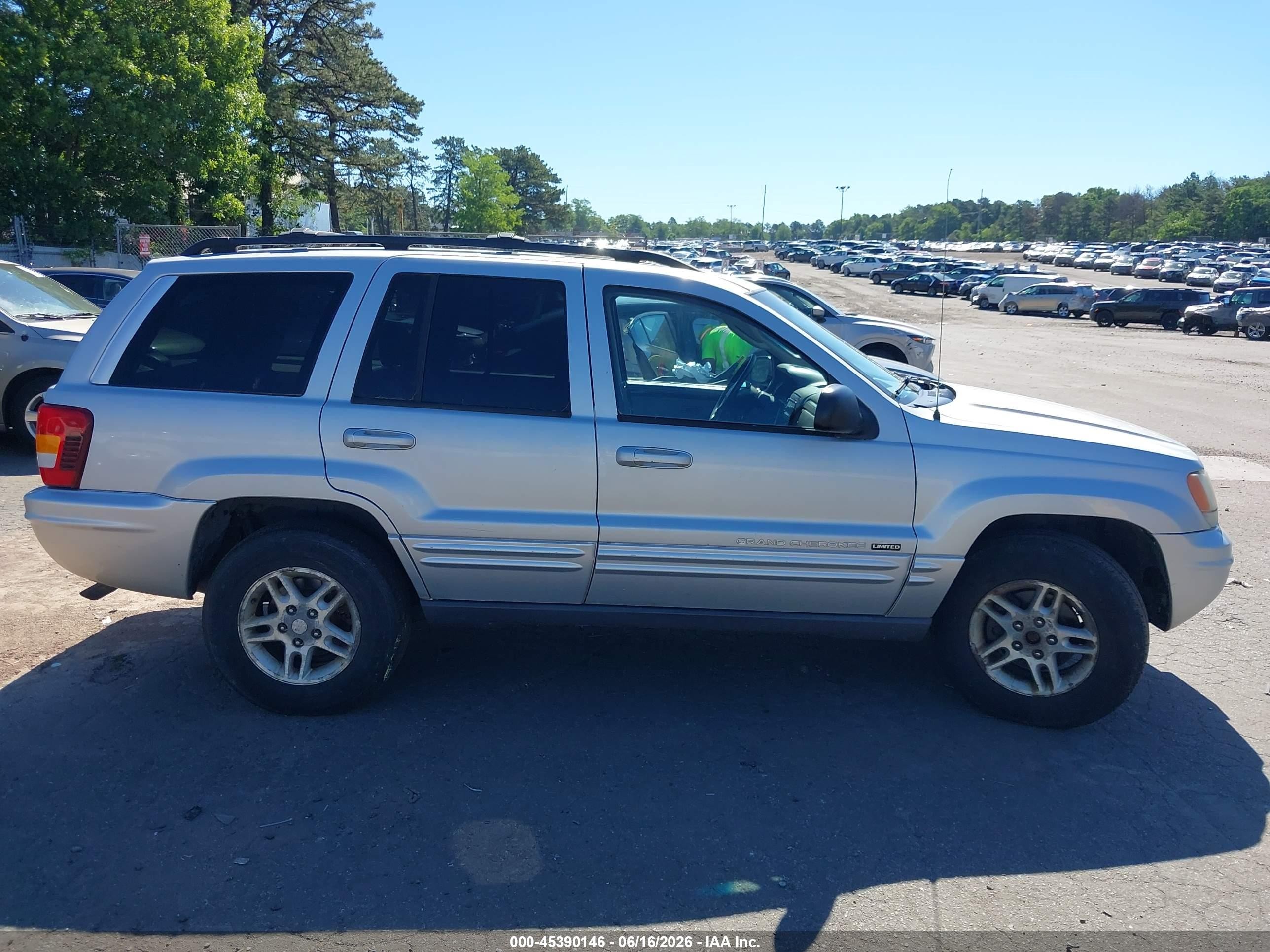 2004 Jeep Grand Cherokee Limited Silver vin: 1J4GW58S14C174271