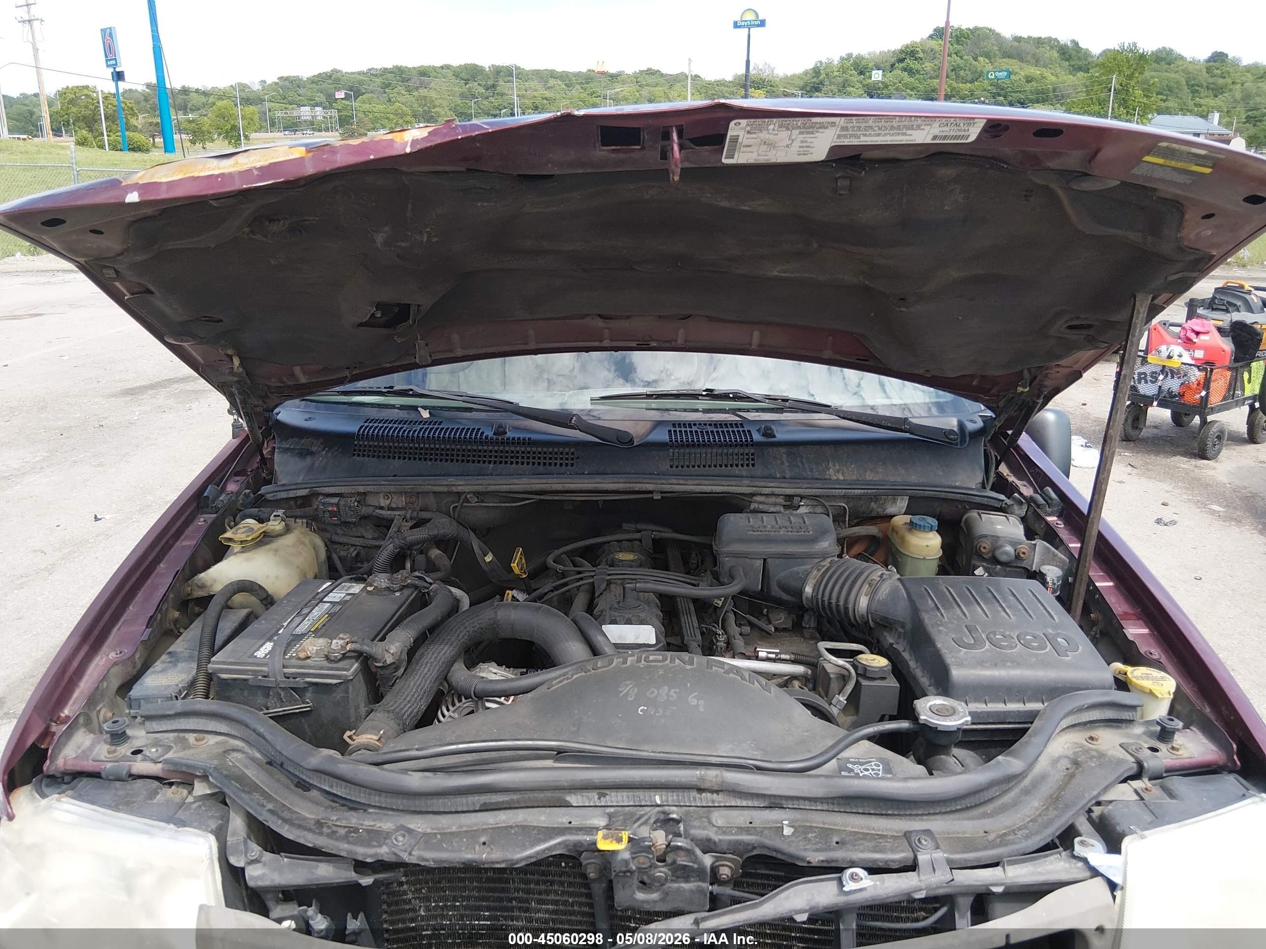 1999 Jeep Grand Cherokee Laredo Темно-бордовый vin: 1J4GW58S3XC796066