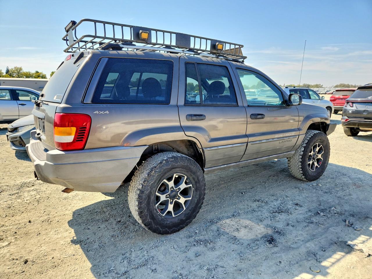 1999 Jeep Grand Cherokee Laredo Gray vin: 1J4GW58S5XC687799