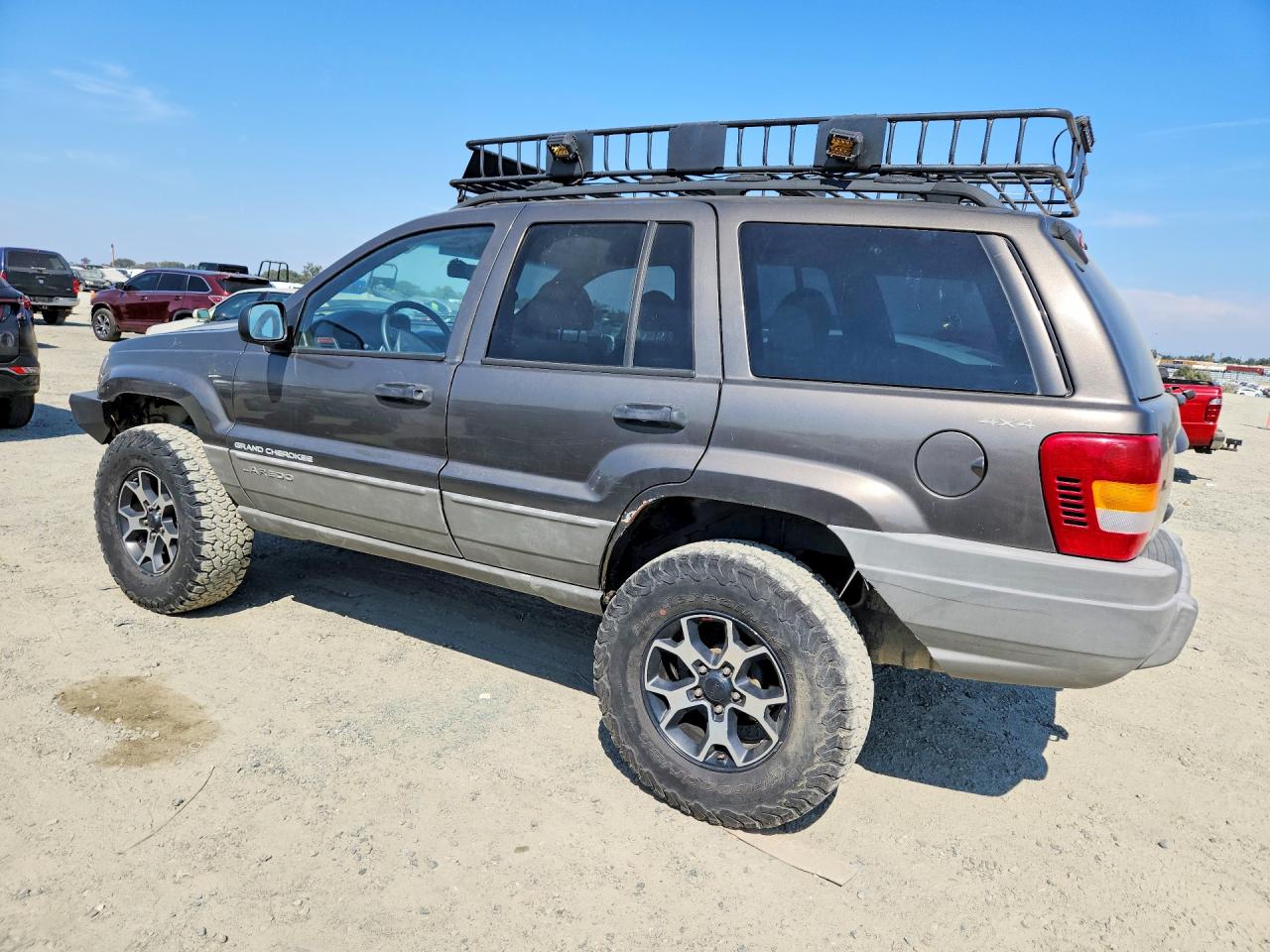 1999 Jeep Grand Cherokee Laredo Gray vin: 1J4GW58S5XC687799