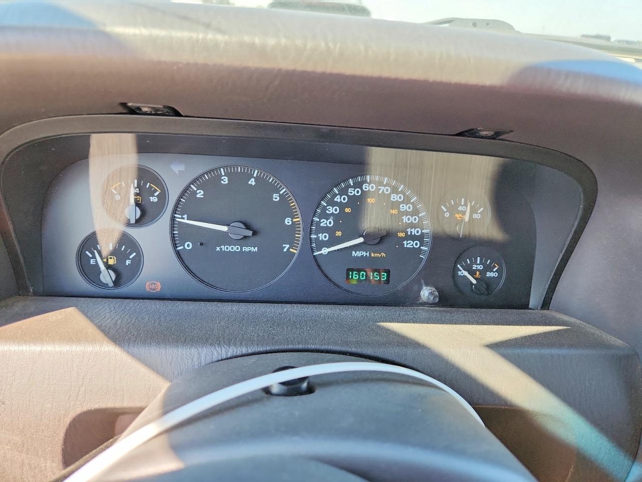 1999 Jeep Grand Cherokee Laredo Gray vin: 1J4GW58S5XC687799