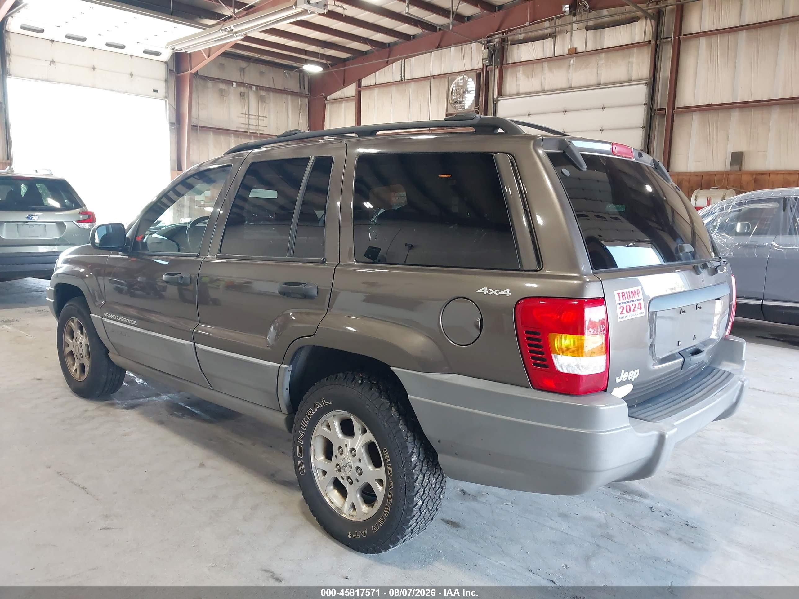 1999 Jeep Grand Cherokee Laredo Gray vin: 1J4GW58S7XC538892