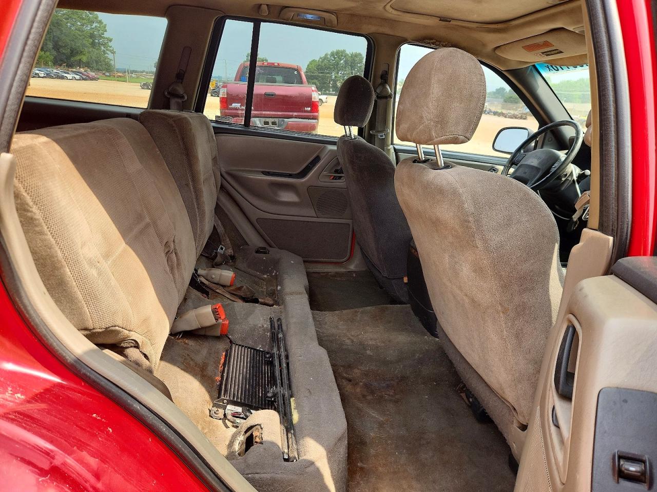 1999 Jeep Grand Cherokee Laredo Red vin: 1J4GW58S8XC588362