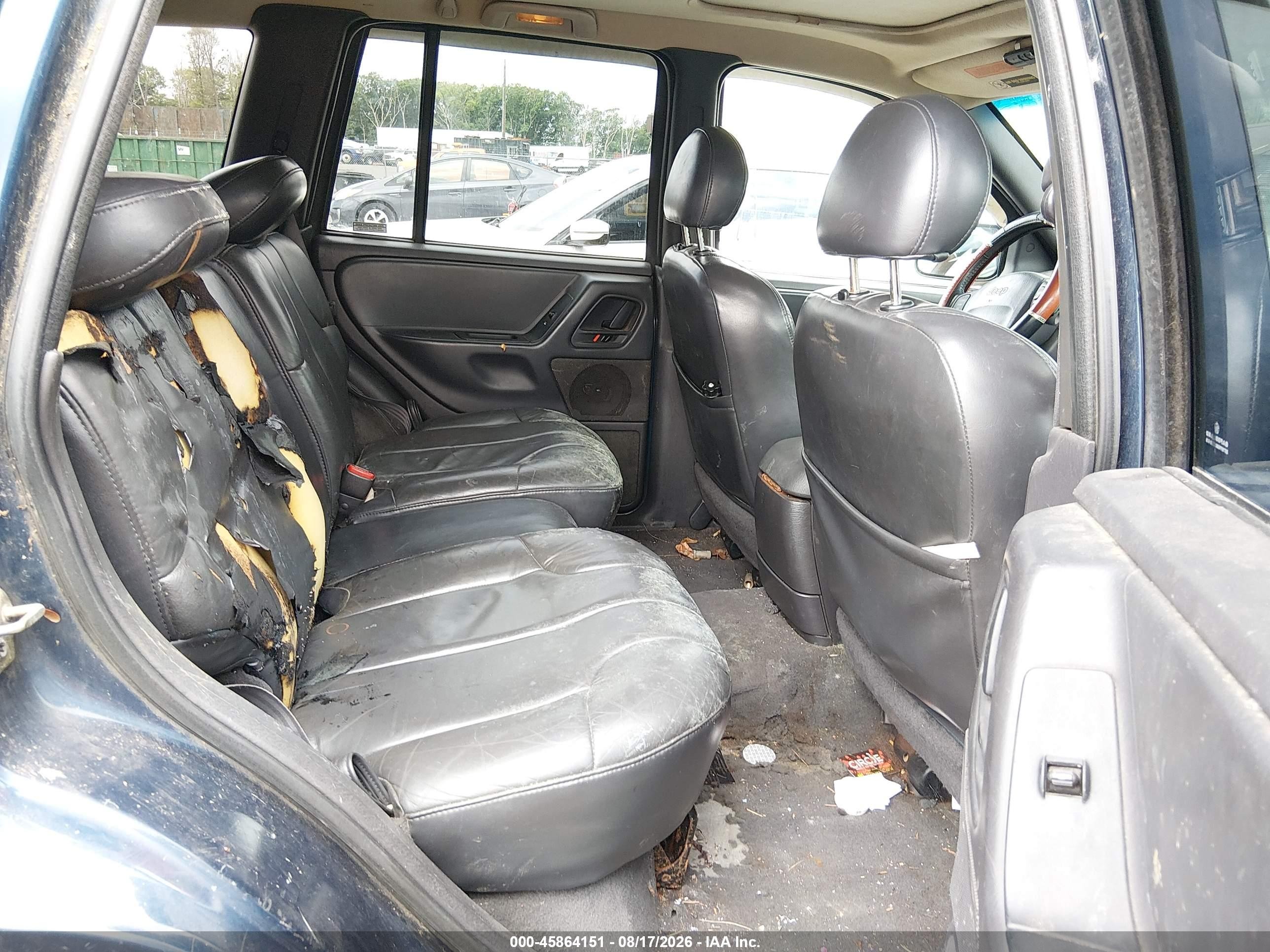 1999 Jeep Grand Cherokee Laredo Blue vin: 1J4GW58S8XC733836