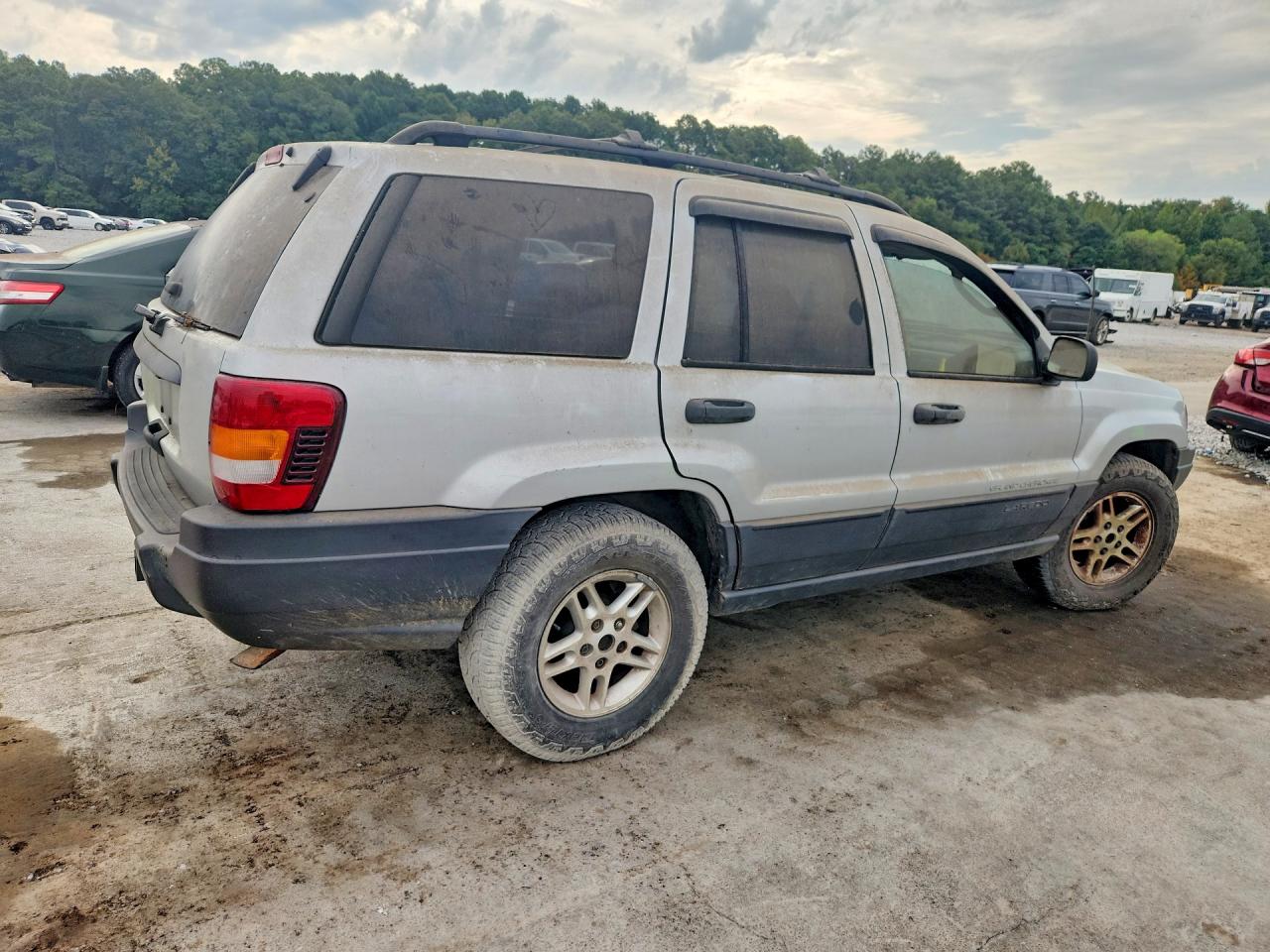 2003 Jeep Grand Cherokee Laredo Gray vin: 1J4GX48S23C508569