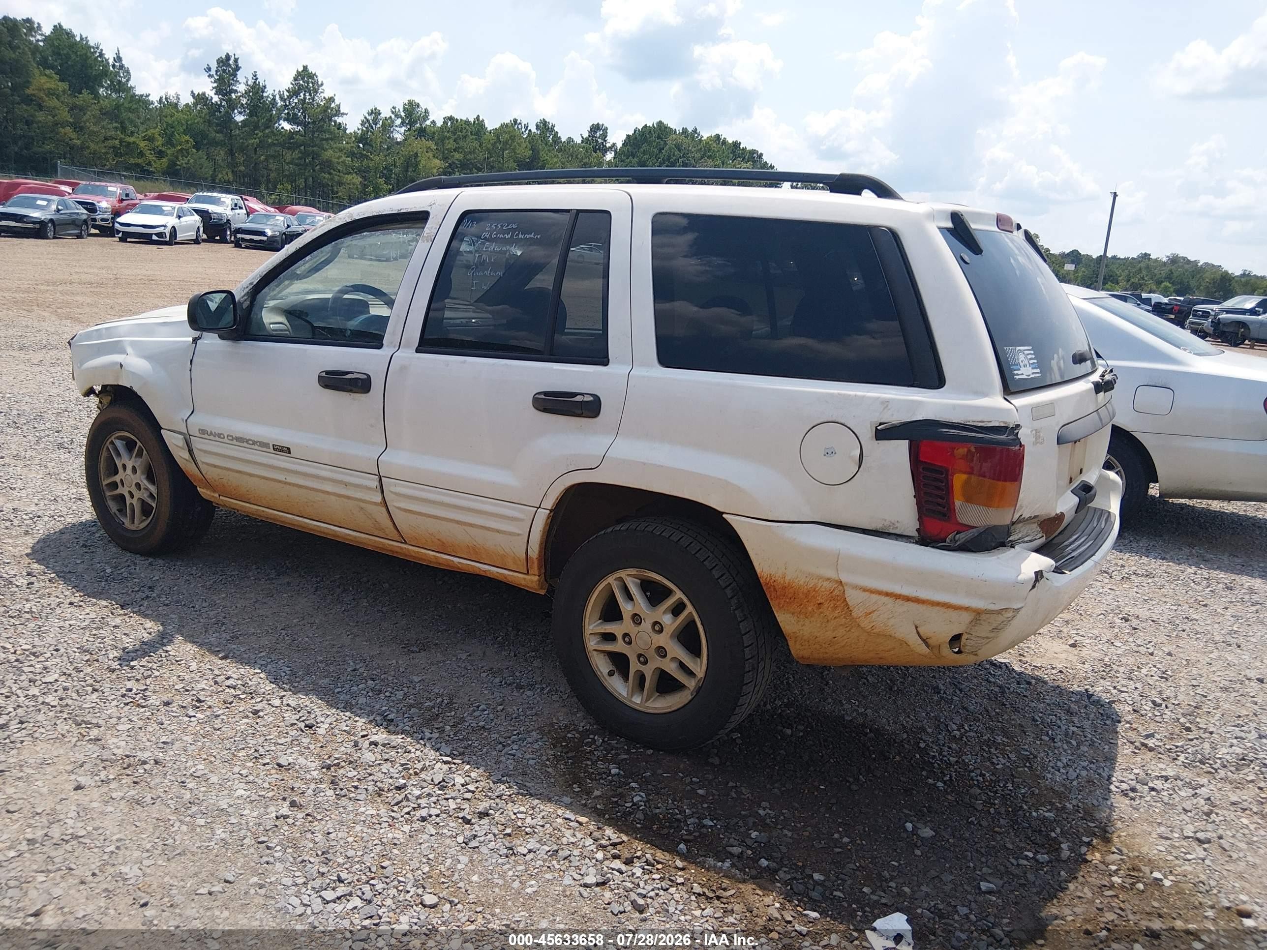 2004 Jeep Grand Cherokee Laredo White vin: 1J4GX48S24C255206