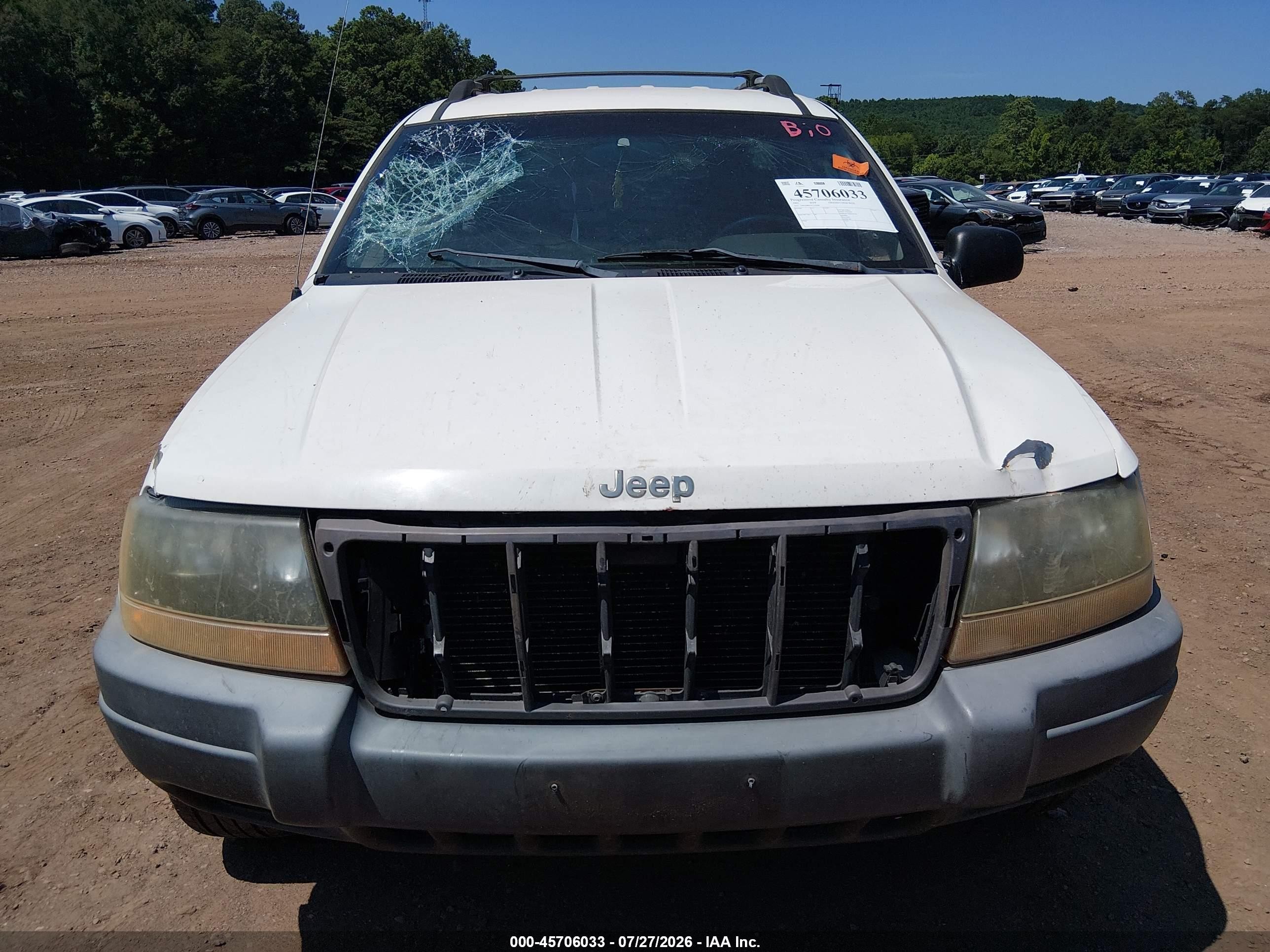 2002 Jeep Grand Cherokee Laredo White vin: 1J4GX48S52C115096