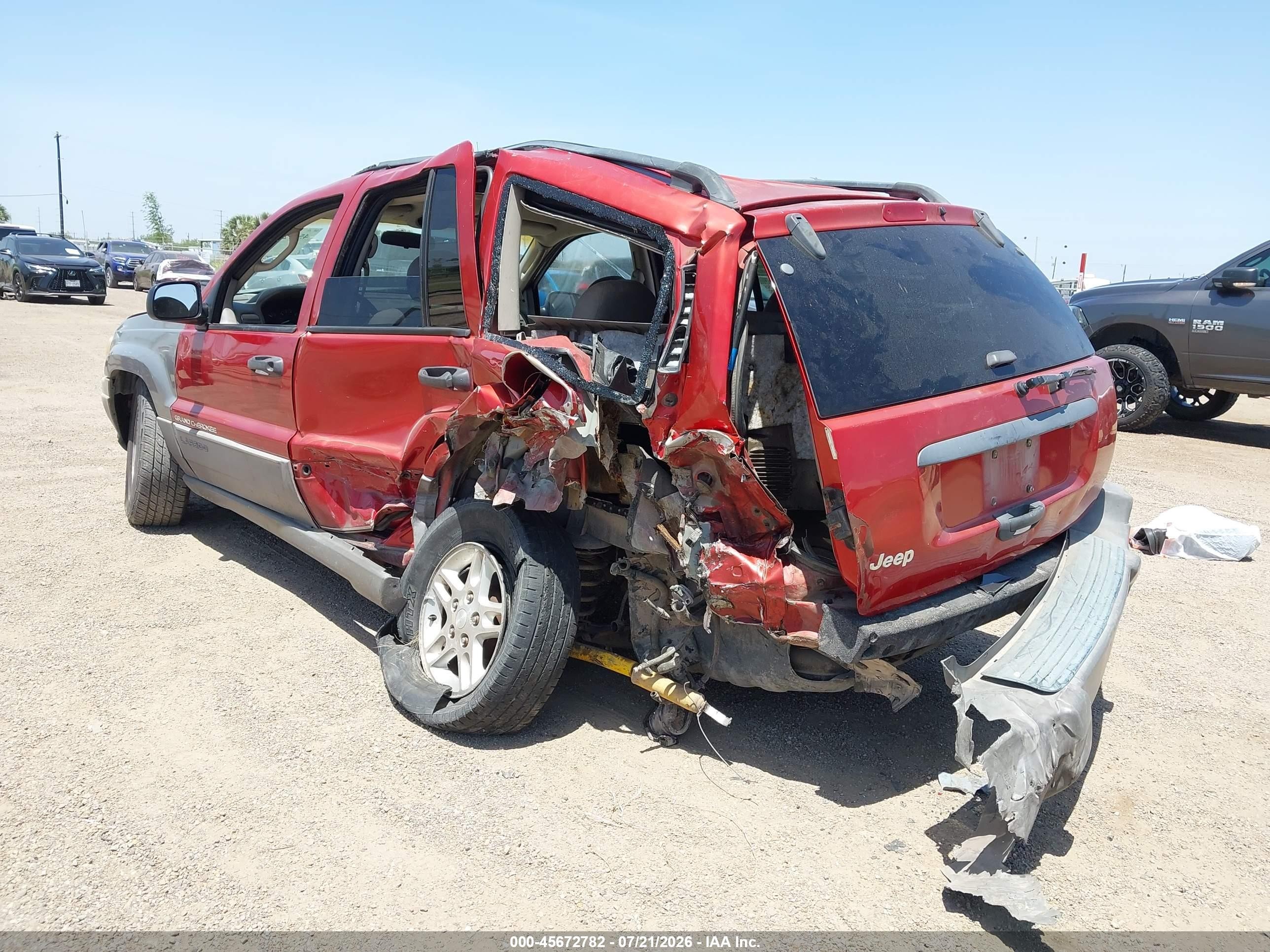 2002 Jeep Grand Cherokee Laredo Red vin: 1J4GX48S52C323401