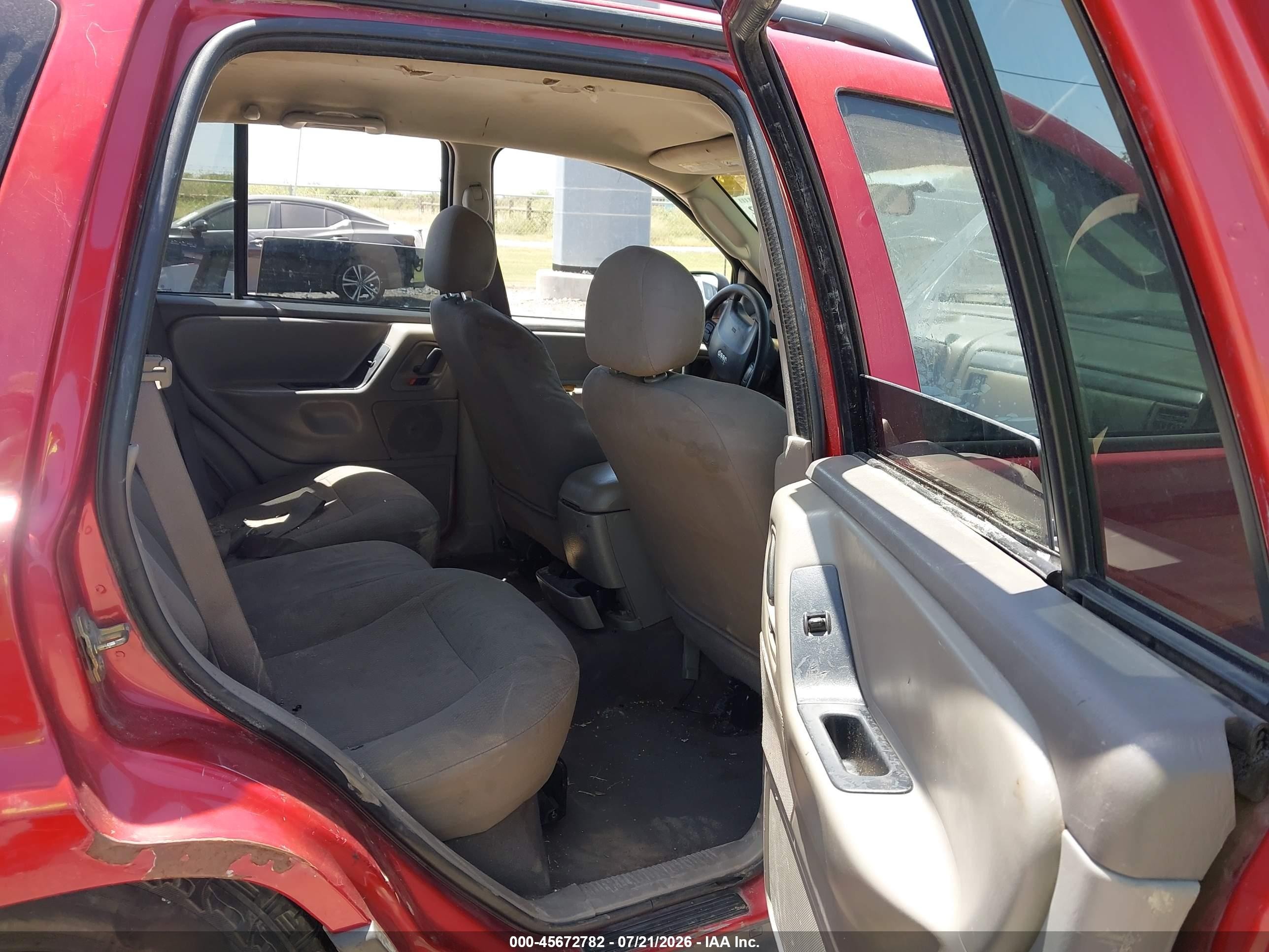 2002 Jeep Grand Cherokee Laredo Red vin: 1J4GX48S52C323401