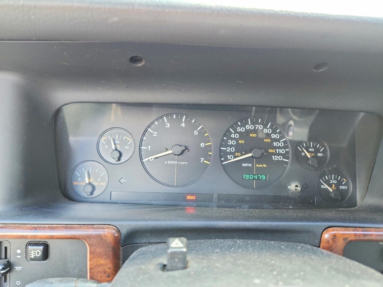 1998 Jeep Grand Cherokee Laredo White vin: 1J4GZ48S1WC212327