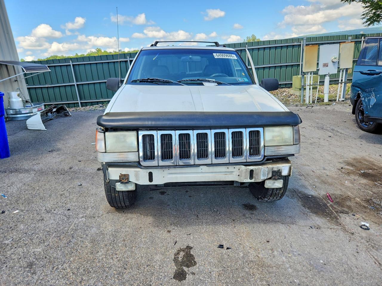 1998 Jeep Grand Cherokee Laredo White vin: 1J4GZ48S1WC212327