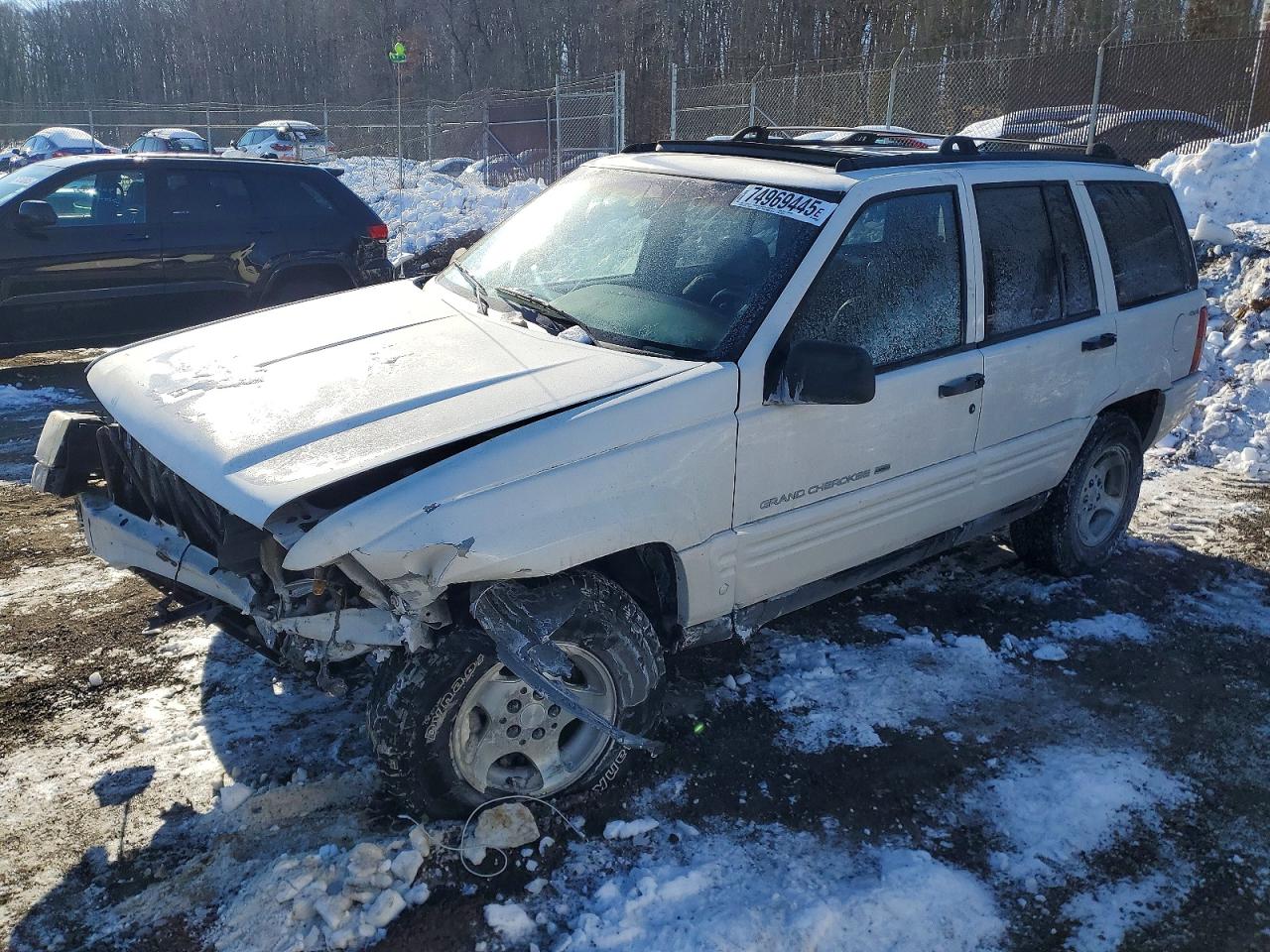 1998 Jeep Grand Cherokee Laredo White vin: 1J4GZ48S3WC341136