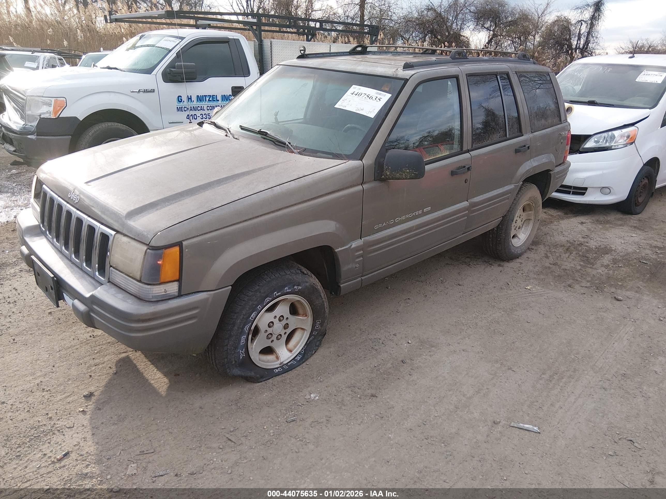 1998 Jeep Grand Cherokee Laredo Tan vin: 1J4GZ48Y0WC248854