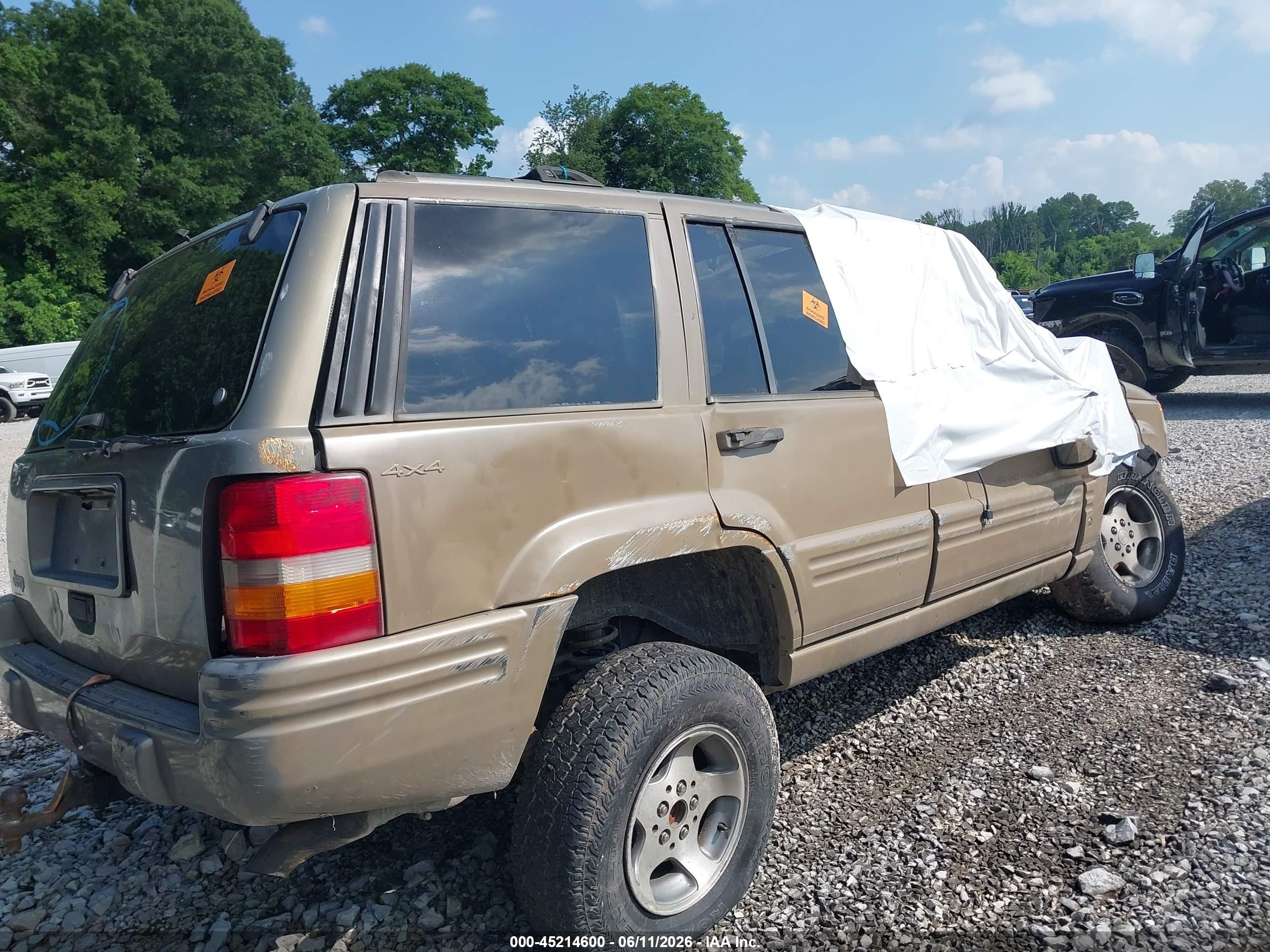 1998 Jeep Grand Cherokee Laredo Brown vin: 1J4GZ48YXWC356883