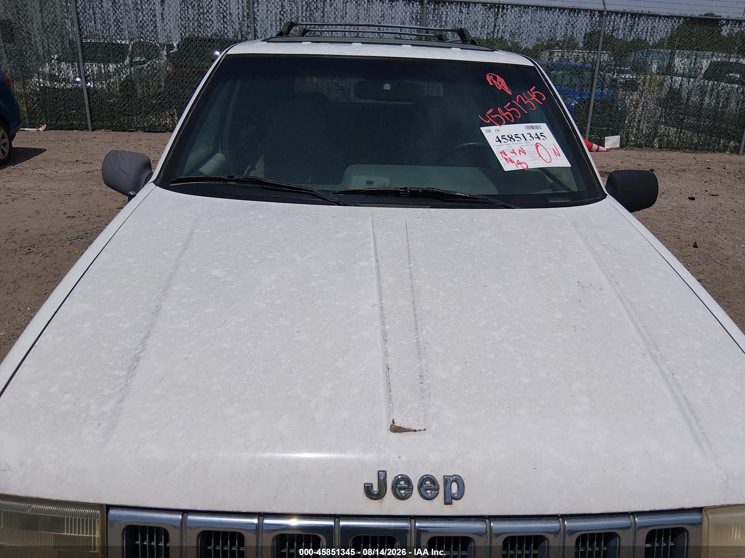 1995 Jeep Grand Cherokee Laredo Белый vin: 1J4GZ58S0SC617000