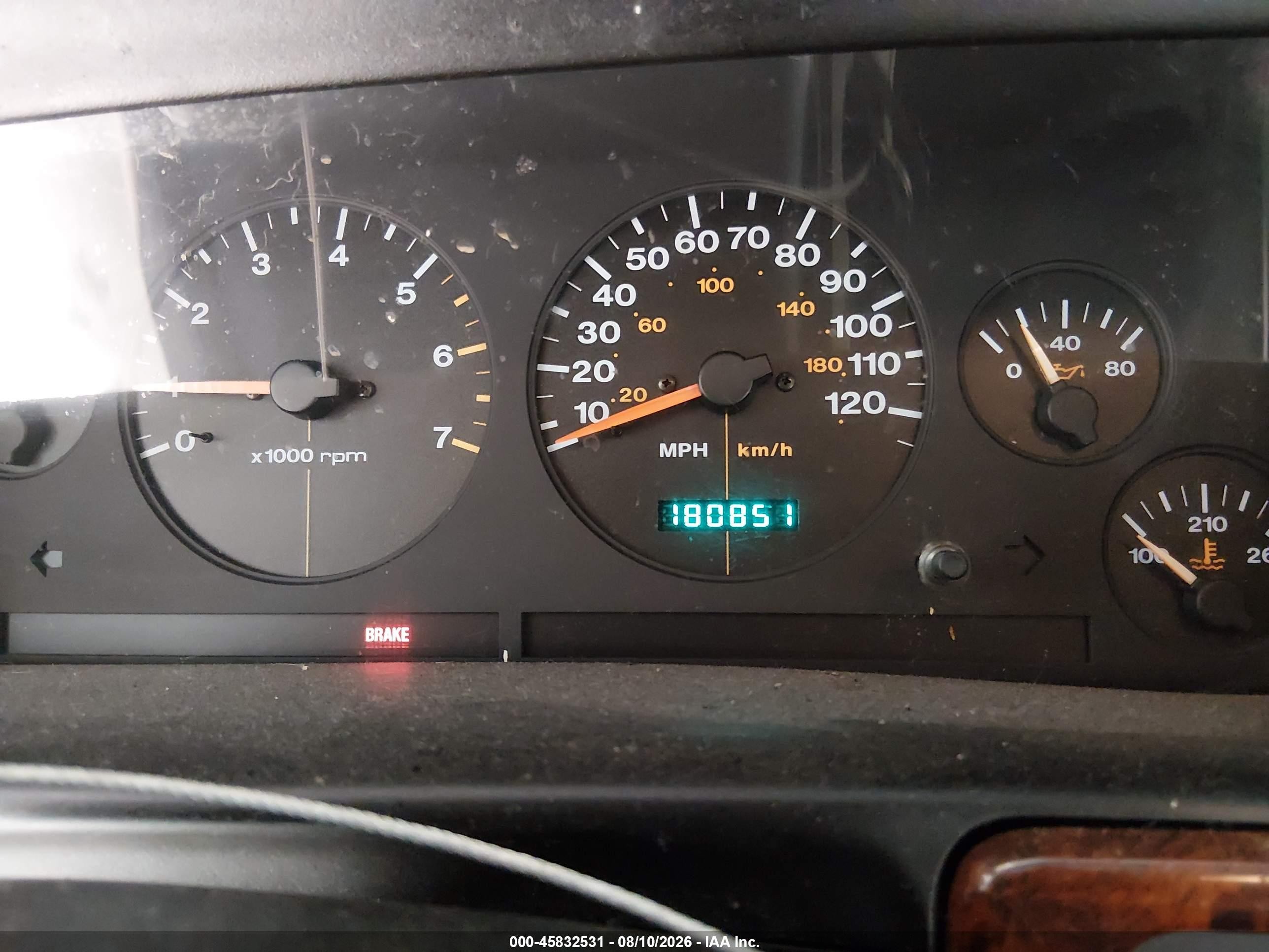 1996 Jeep Grand Cherokee Laredo Red vin: 1J4GZ58S0TC323078