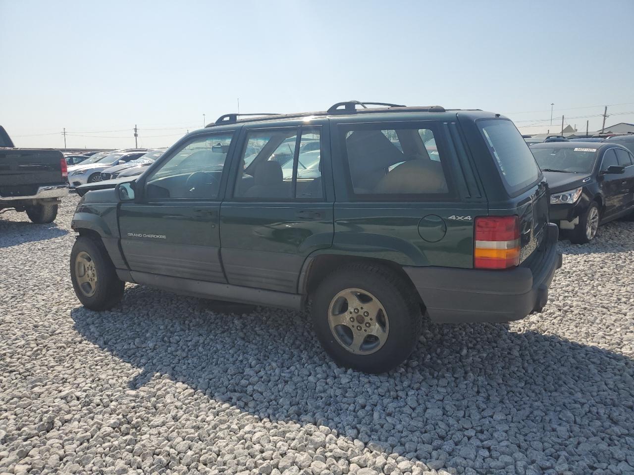 1997 Jeep Grand Cherokee Laredo Green vin: 1J4GZ58S0VC569017