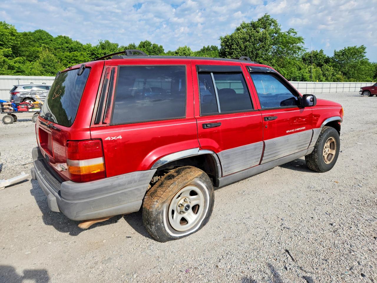 1998 Jeep Grand Cherokee Red vin: 1J4GZ58S0WC209893