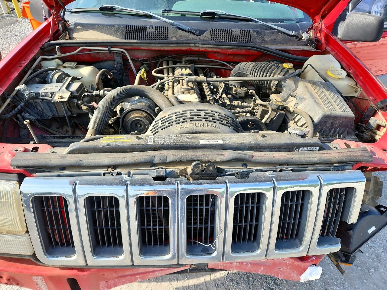 1998 Jeep Grand Cherokee Red vin: 1J4GZ58S0WC209893