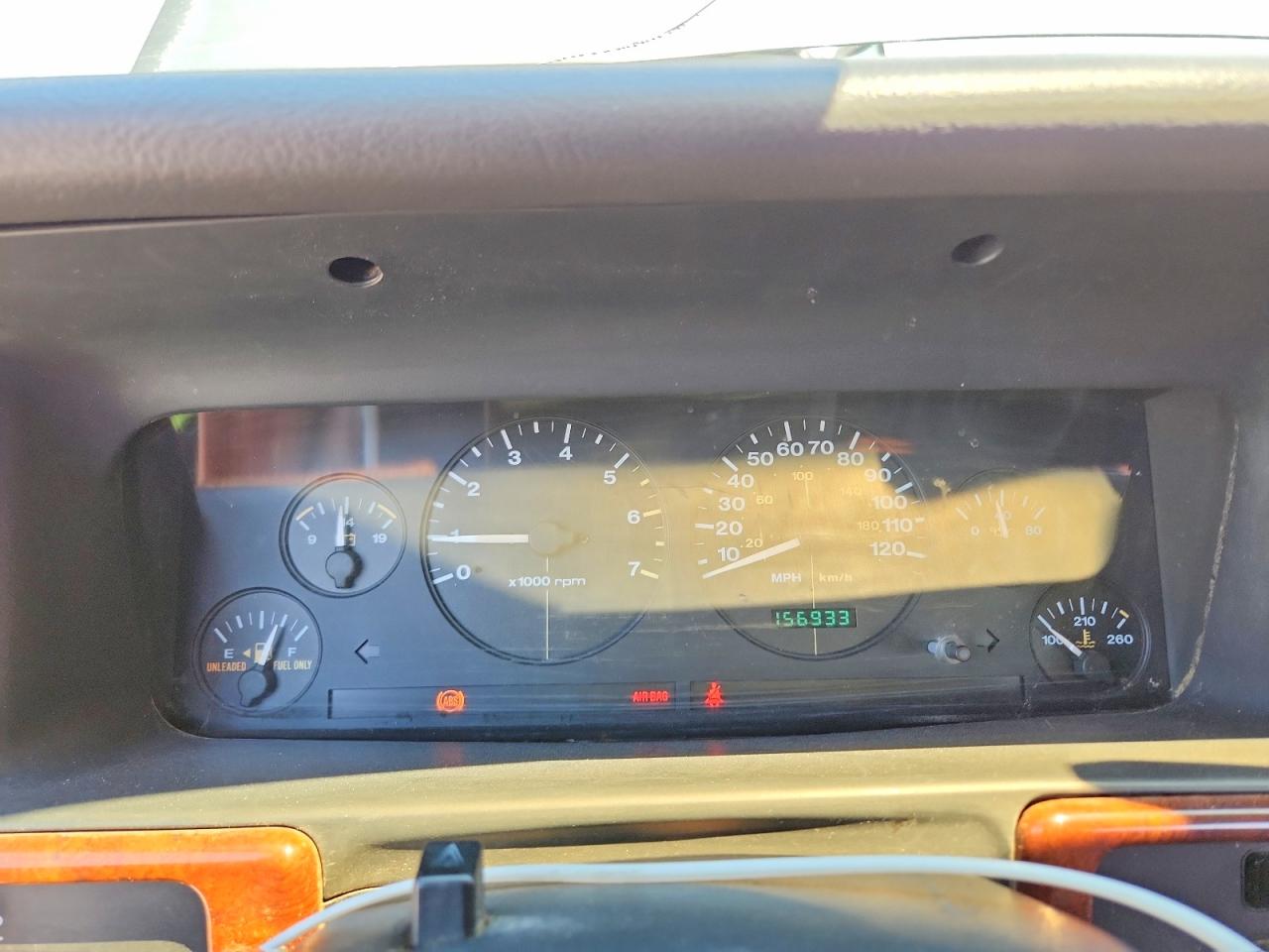 1998 Jeep Grand Cherokee Laredo Gold vin: 1J4GZ58S0WC351256