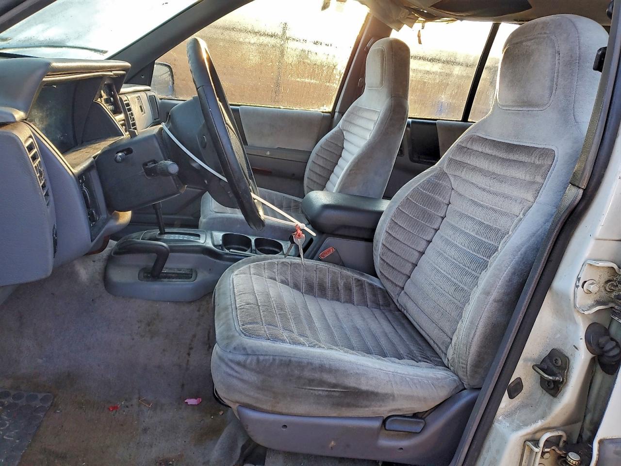 1994 Jeep Grand Cherokee Laredo Белый vin: 1J4GZ58S1RC153676