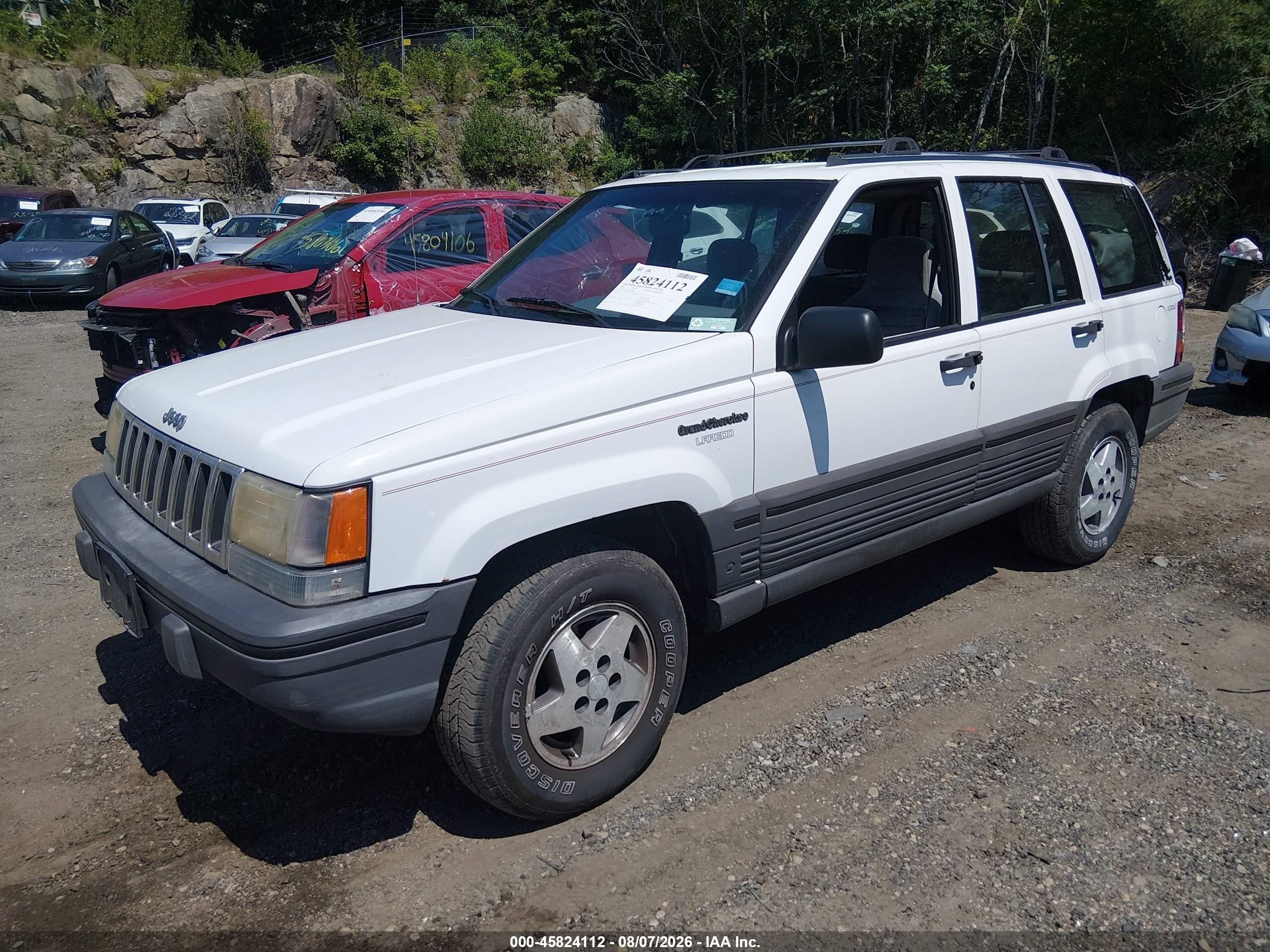 1994 Jeep Grand Cherokee Laredo White vin: 1J4GZ58S1RC303964