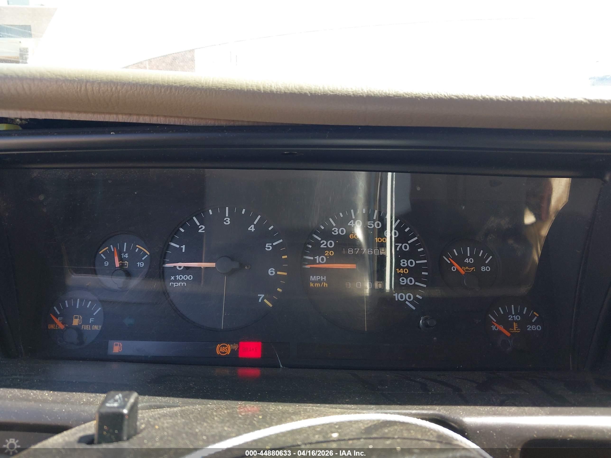 1995 Jeep Grand Cherokee Laredo Silver vin: 1J4GZ58S1SC699240