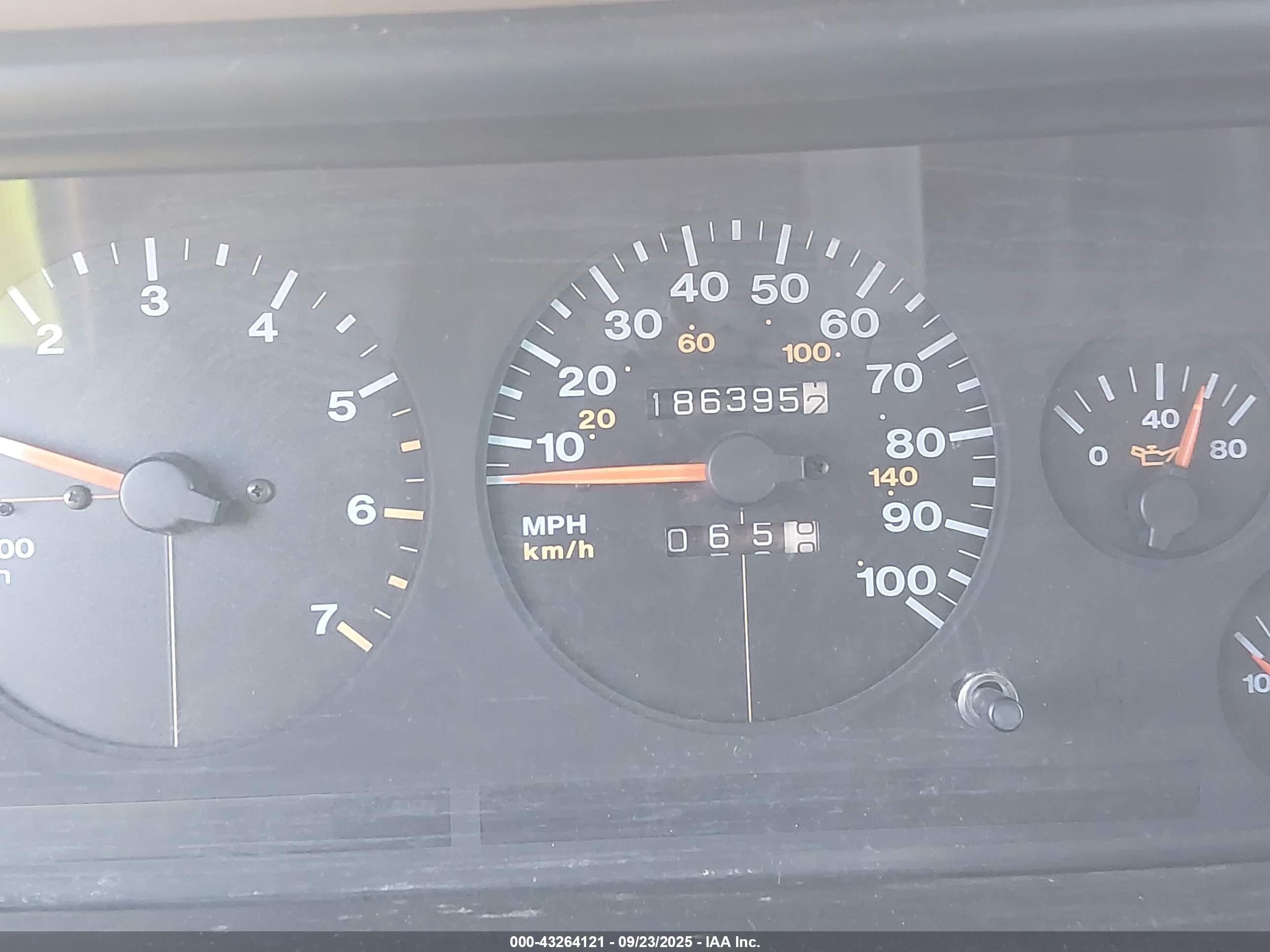 1995 Jeep Grand Cherokee Laredo Gray vin: 1J4GZ58S1SC755029