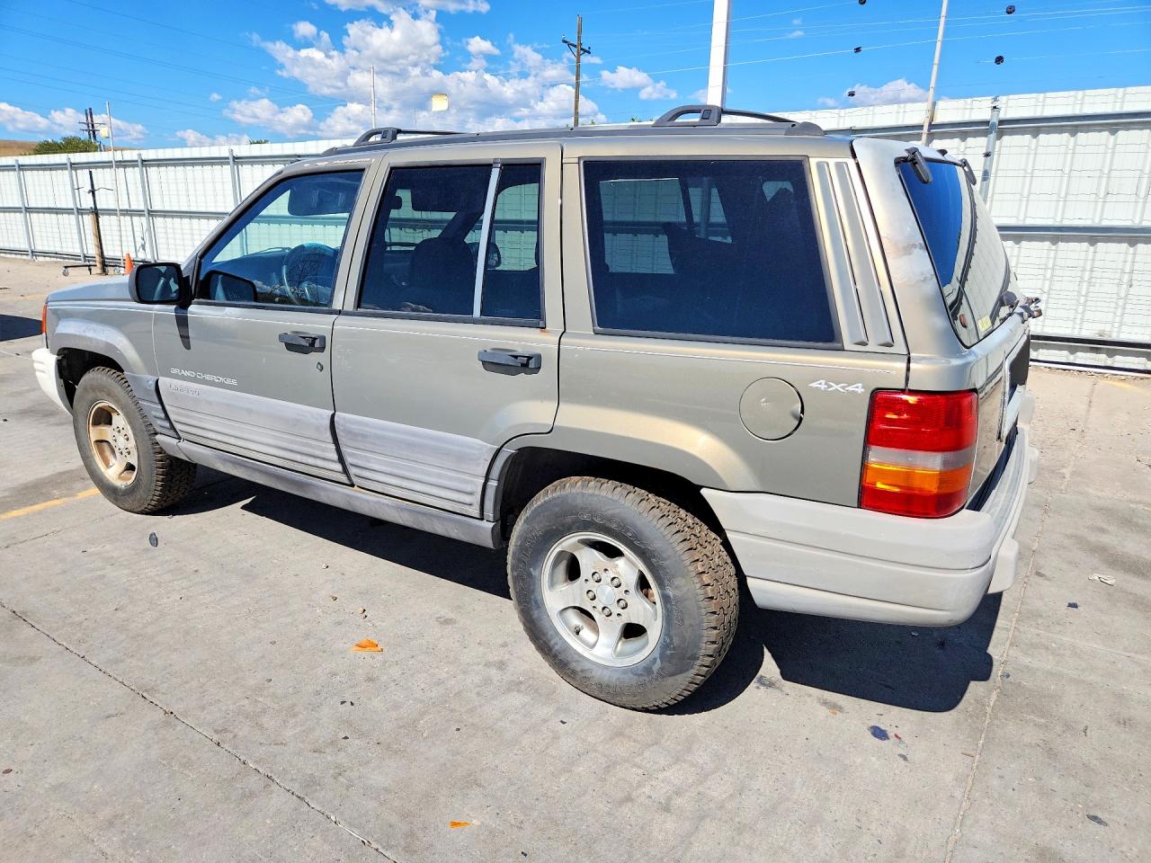1998 Jeep Grand Cherokee Lared Желто-коричневый vin: 1J4GZ58S1WC367515