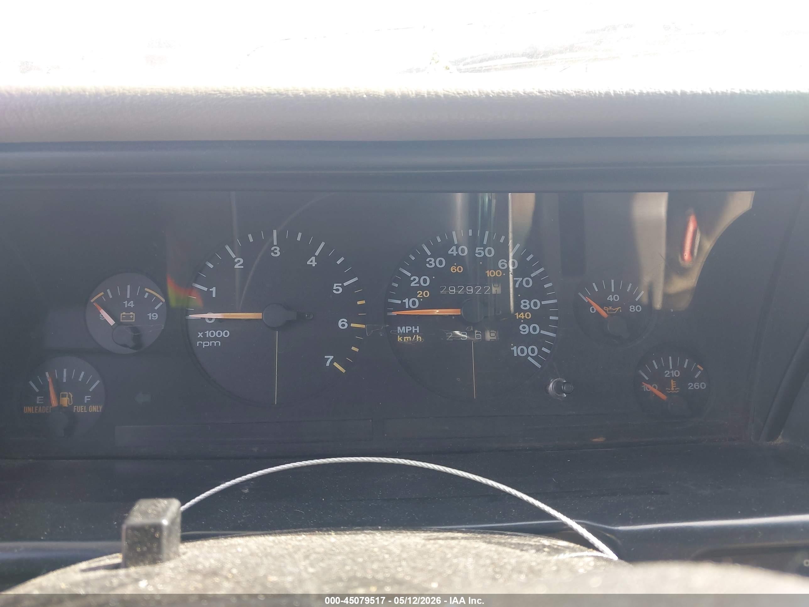 1995 Jeep Grand Cherokee Laredo Silver vin: 1J4GZ58S2SC602837