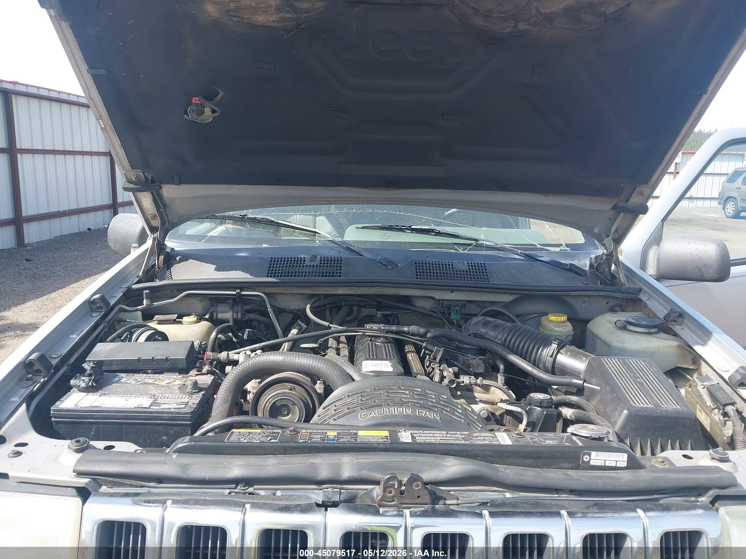 1995 Jeep Grand Cherokee Laredo Silver vin: 1J4GZ58S2SC602837
