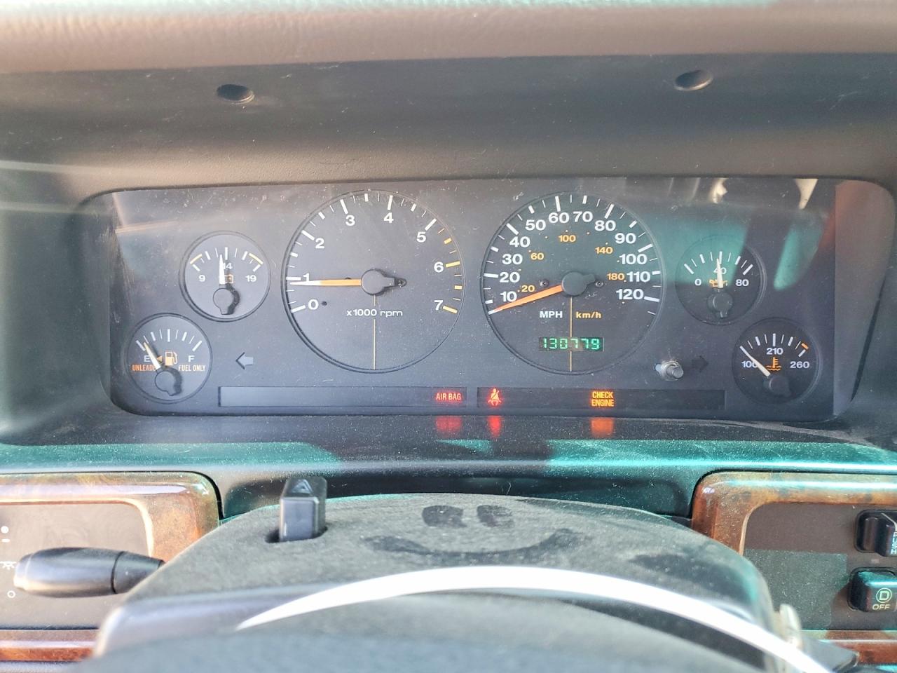 1996 Jeep Grand Cherokee Laredo Silver vin: 1J4GZ58S2TC327133