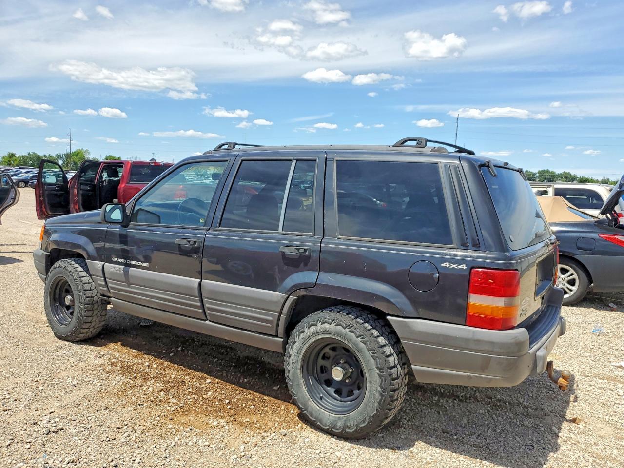 1998 Jeep Grand Cherokee Laredo Black vin: 1J4GZ58S2WC123873