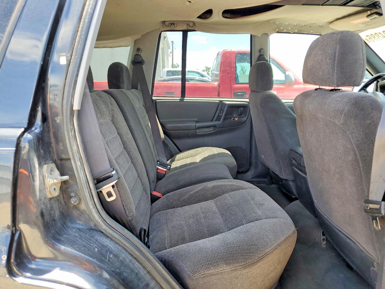 1998 Jeep Grand Cherokee Laredo Black vin: 1J4GZ58S2WC123873