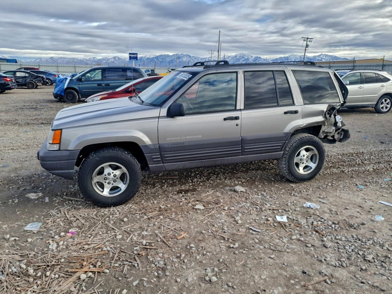 1998 Jeep Grand Cherokee Laredo Gray vin: 1J4GZ58S2WC167792