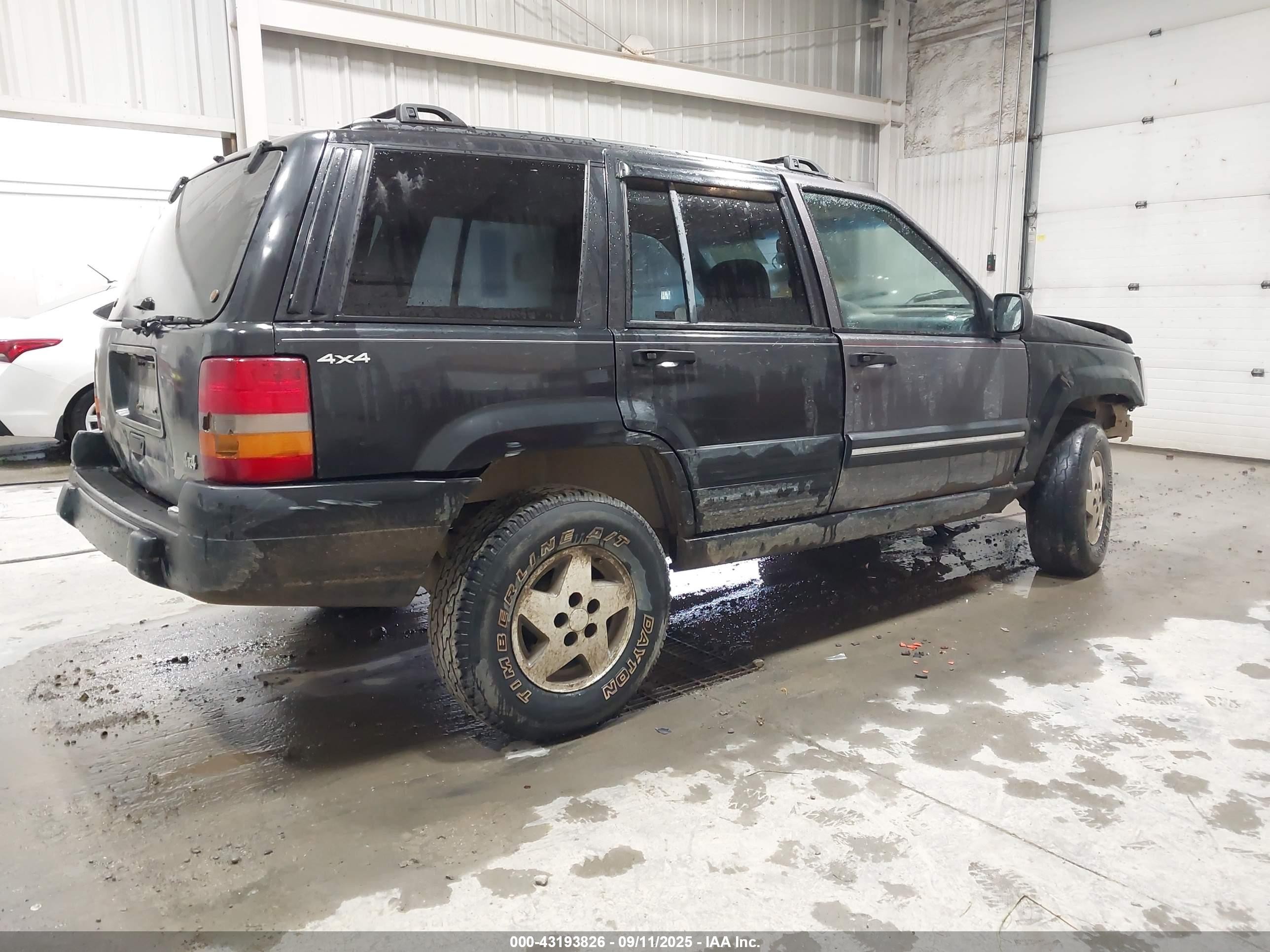 1998 Jeep Grand Cherokee Laredo Black vin: 1J4GZ58S2WC283168