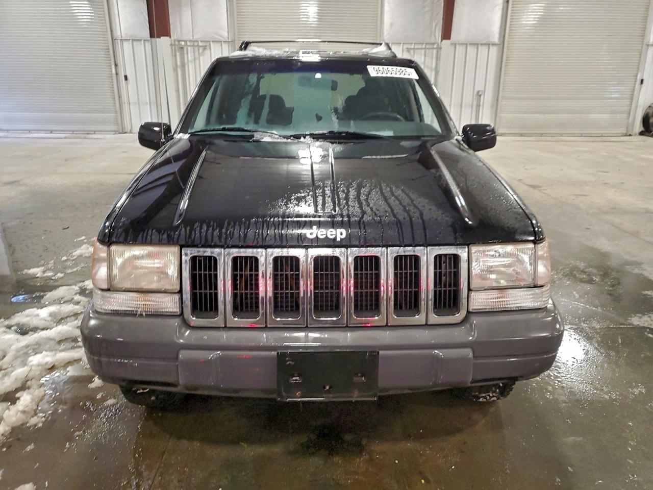 1998 Jeep Grand Cherokee Laredo Black vin: 1J4GZ58S2WC301278