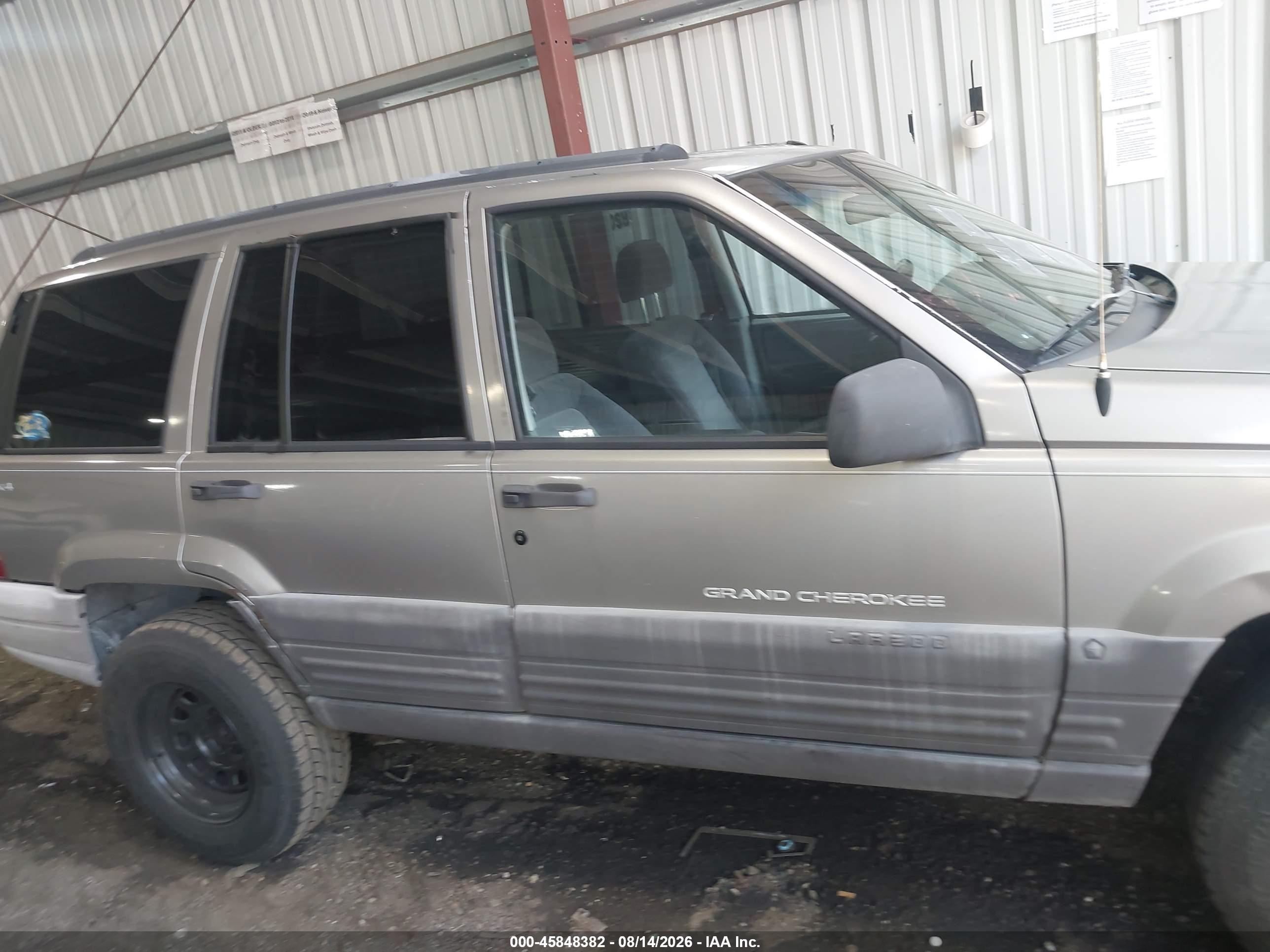 1998 Jeep Grand Cherokee Laredo Коричневый vin: 1J4GZ58S2WC324317