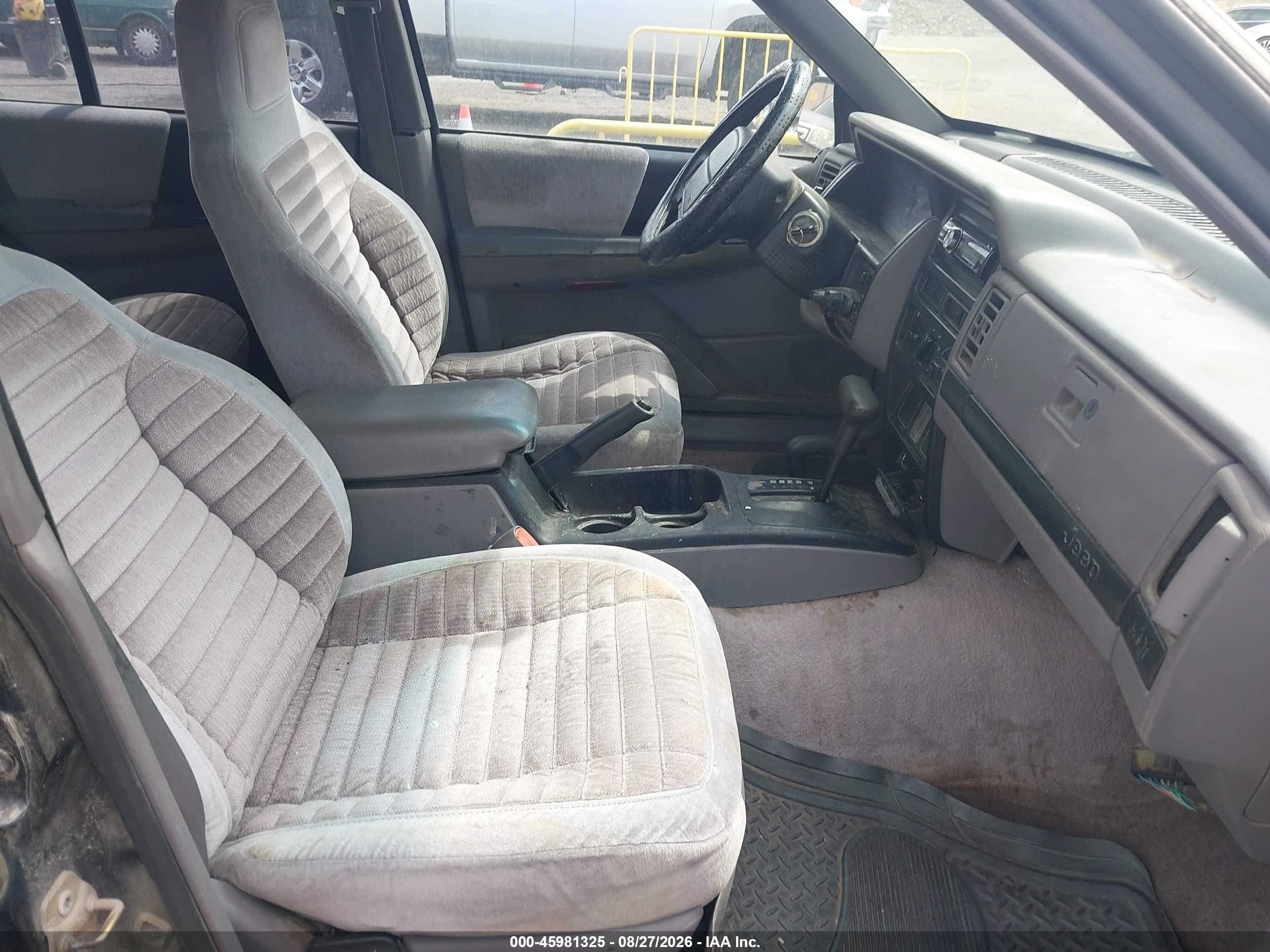 1994 Jeep Grand Cherokee Laredo Black vin: 1J4GZ58S3RC322855