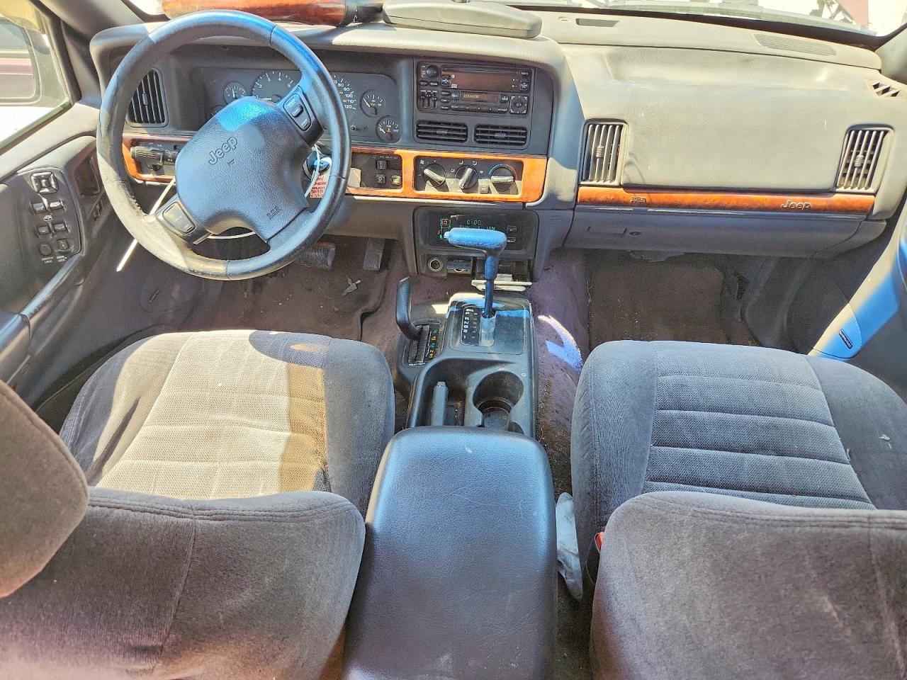 1996 Jeep Cher Se Бордовый vin: 1J4GZ58S3TC388331