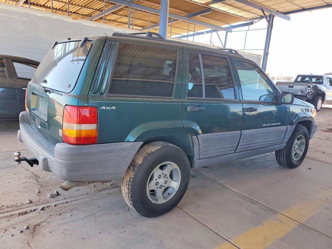 1998 Jeep Grand Cherokee Laredo Зеленый vin: 1J4GZ58S3WC284037