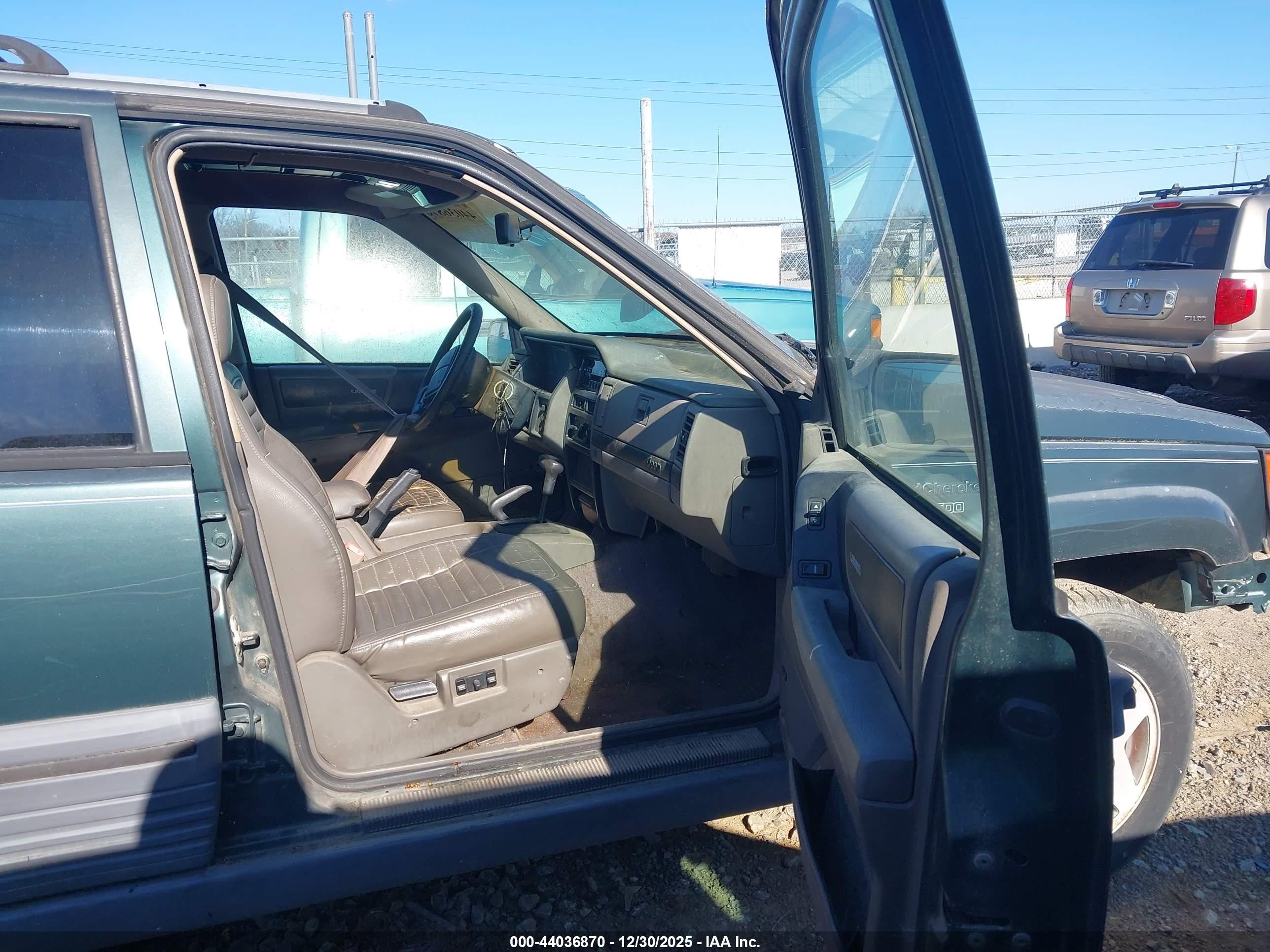 1995 Jeep Grand Cherokee Laredo Green vin: 1J4GZ58S4SC726012