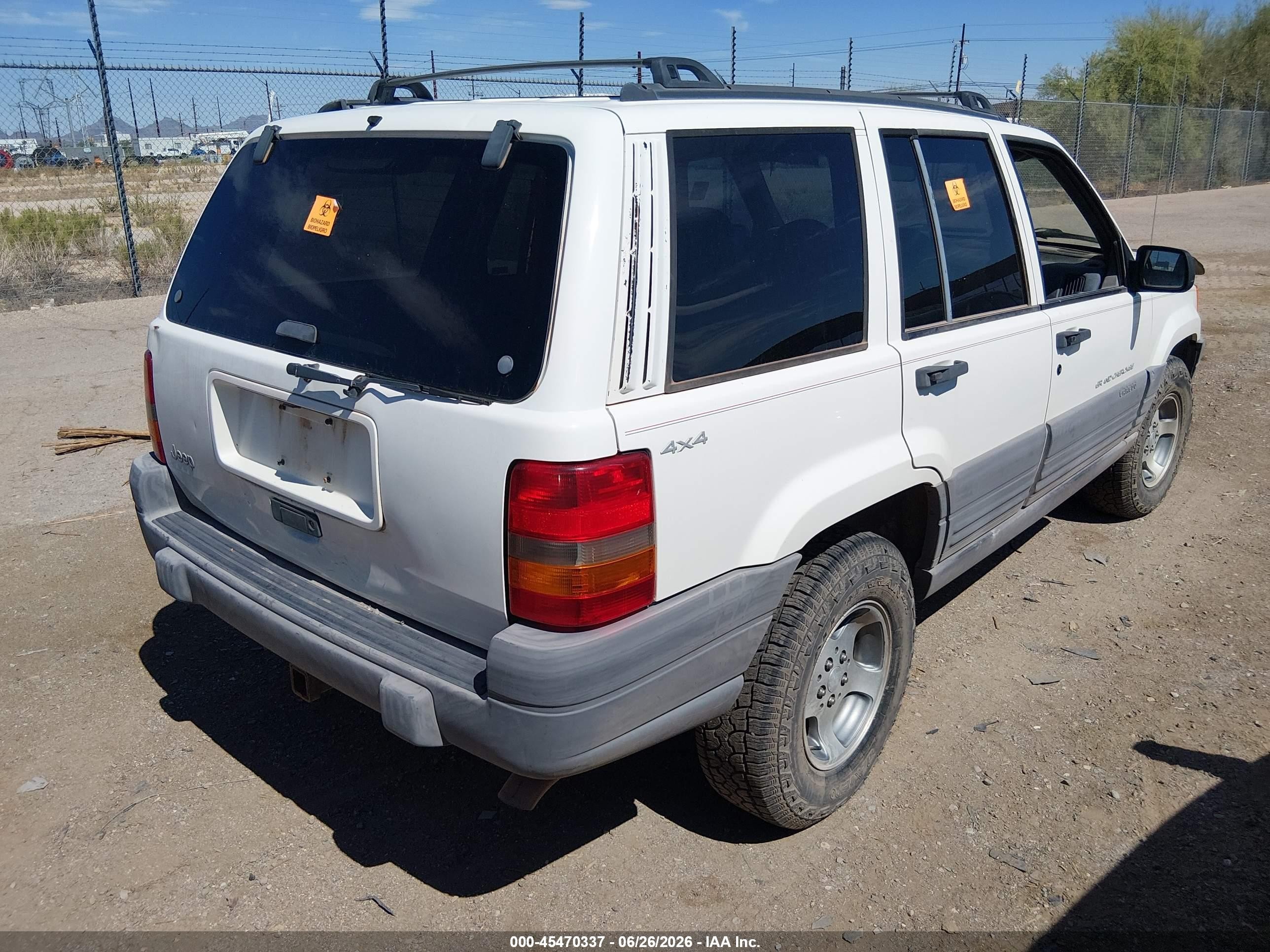 1998 Jeep Grand Cherokee Laredo White vin: 1J4GZ58S4WC294219